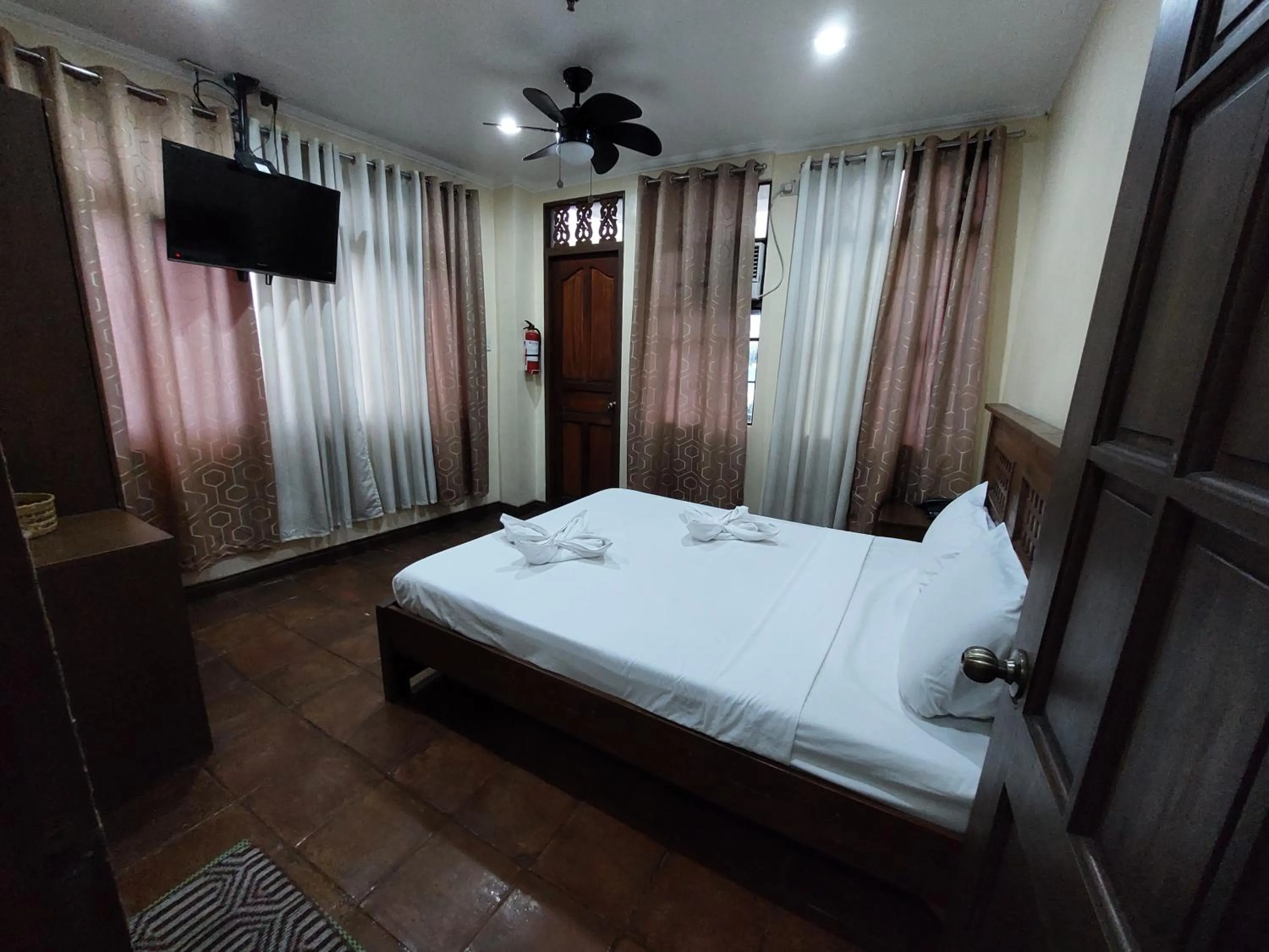 Bed in Makabata Guesthouse & Cafe