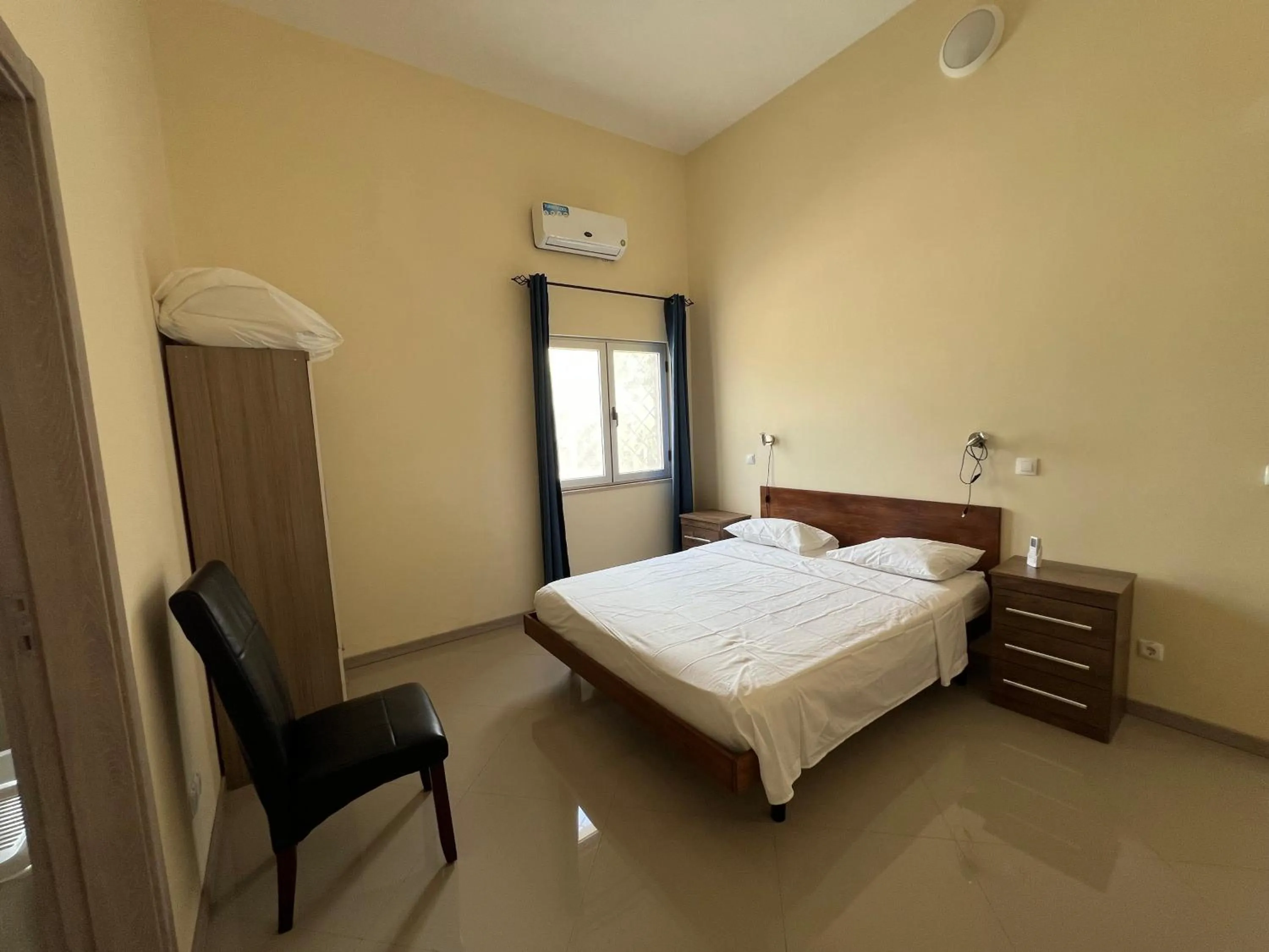 Photo of the whole room, Bed in Praia Capital Residence Aparthotel