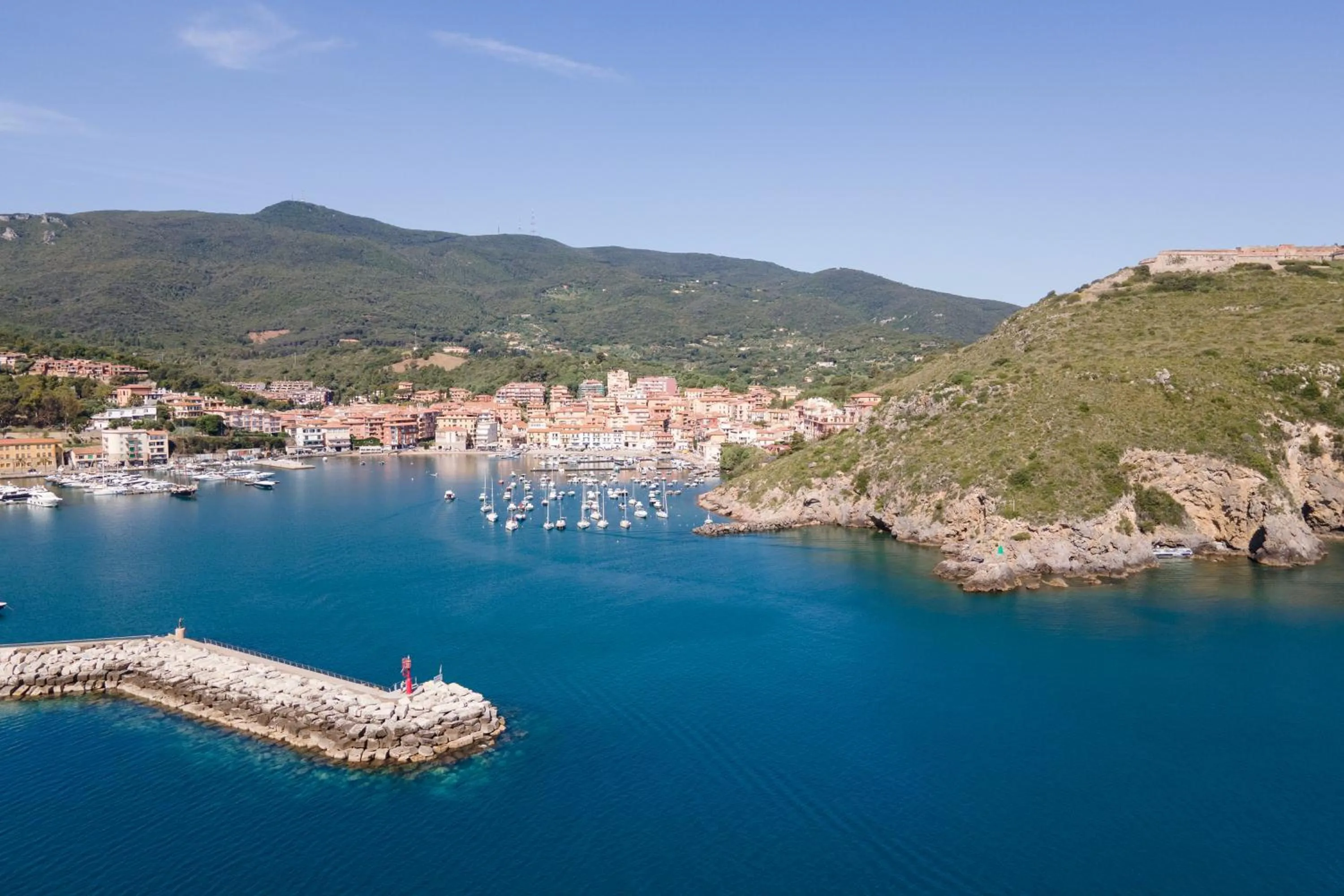 Natural landscape in Bi Hotel