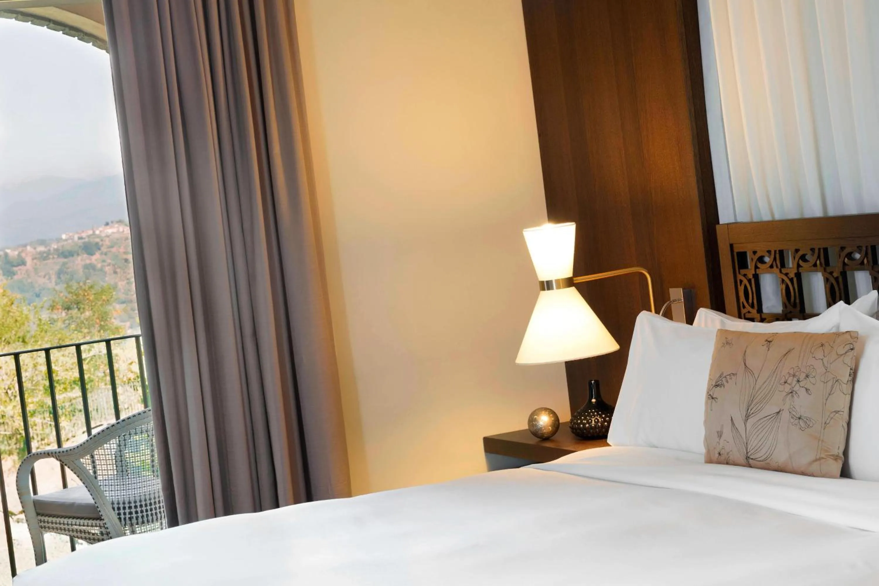 Bedroom, Bed in Renaissance Tuscany Il Ciocco Resort & Spa