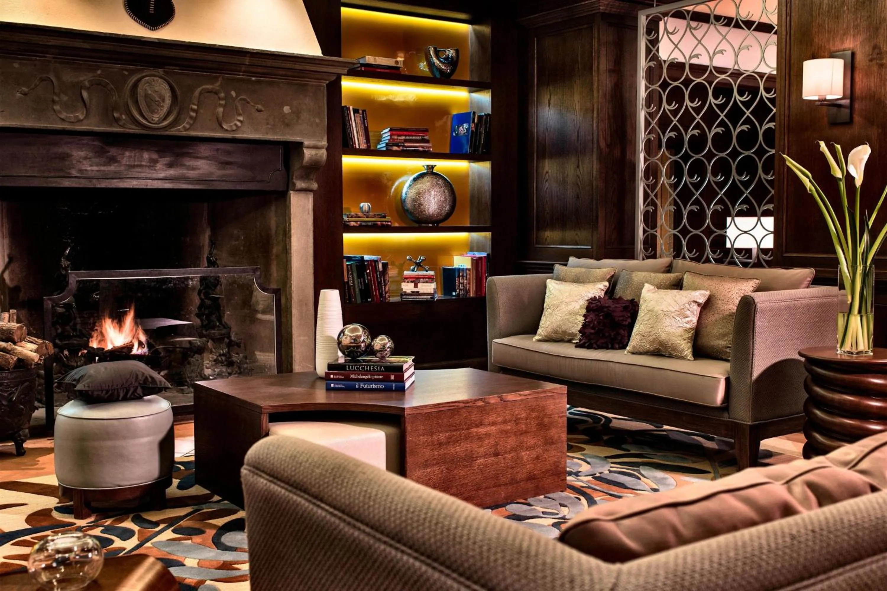 Lounge or bar in Renaissance Tuscany Il Ciocco Resort & Spa