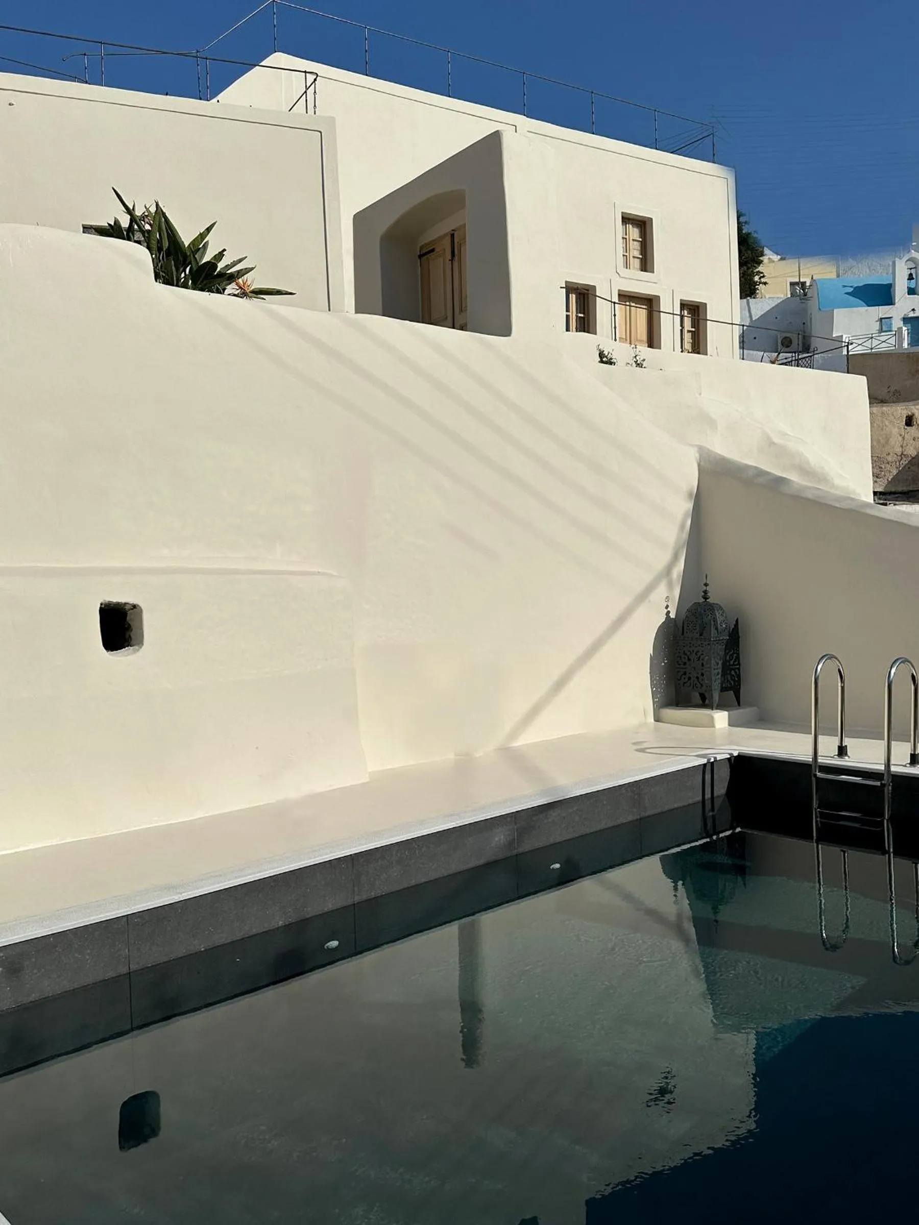 Swimming pool in Maison Dalidaz