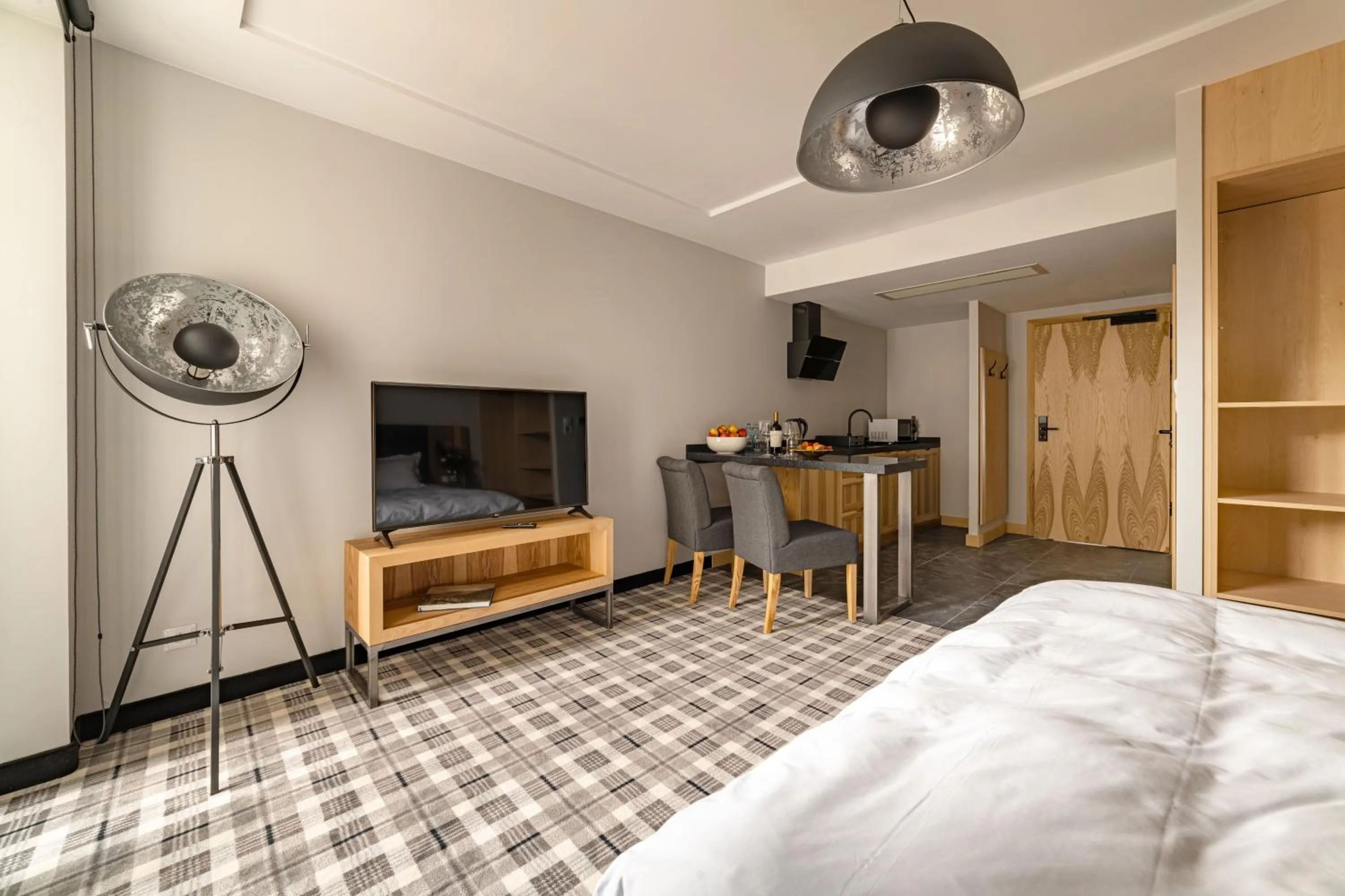 Kitchen or kitchenette in Kazalnica Family&Conference Resort