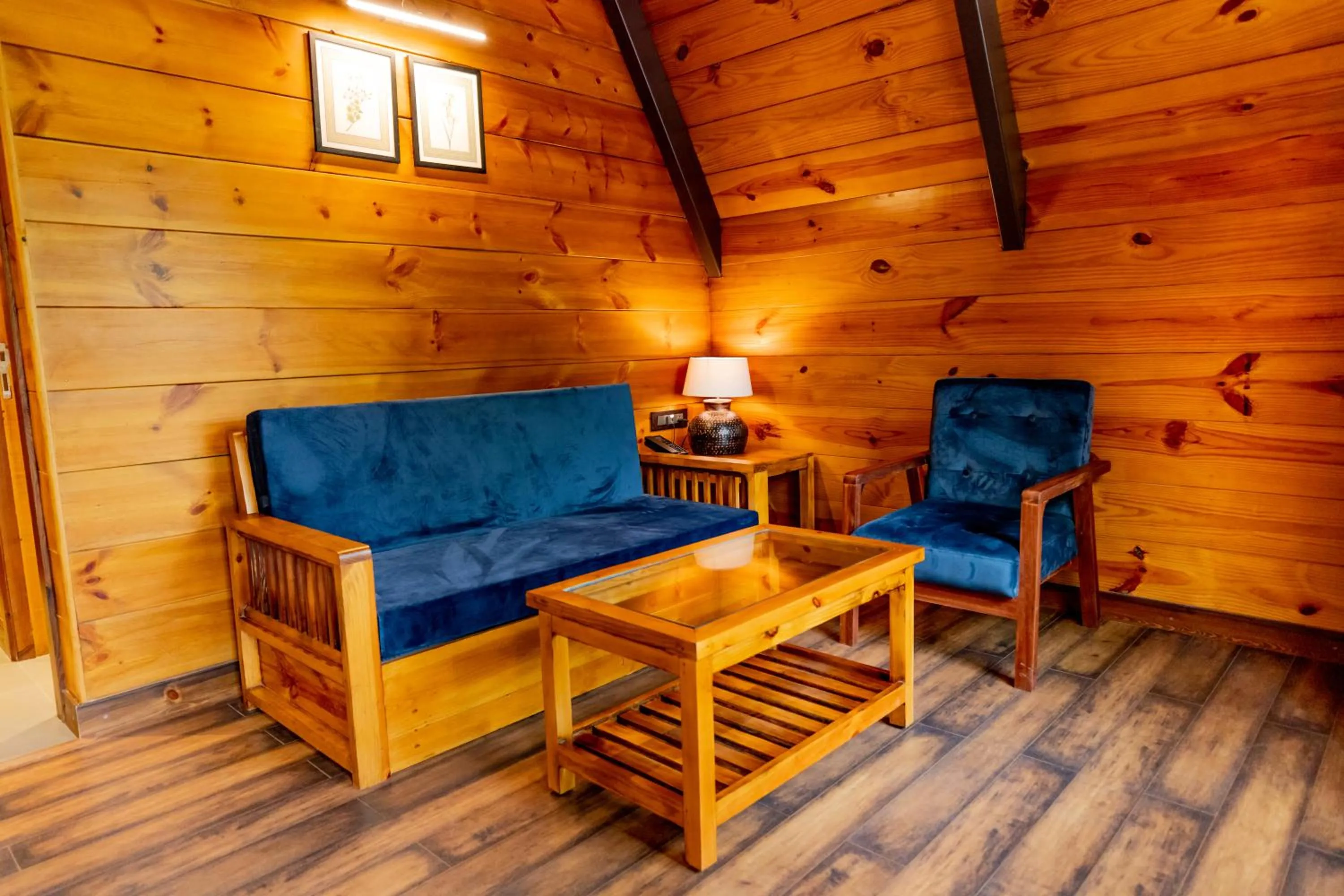 Living room in The Pear Orchard By Countryside