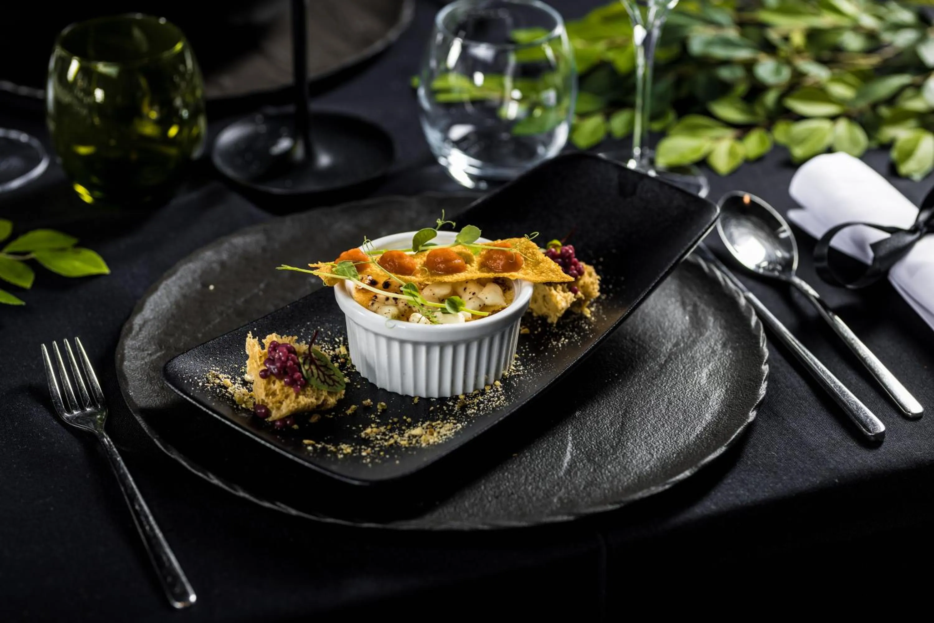 Food and drinks in B THE HOTEL