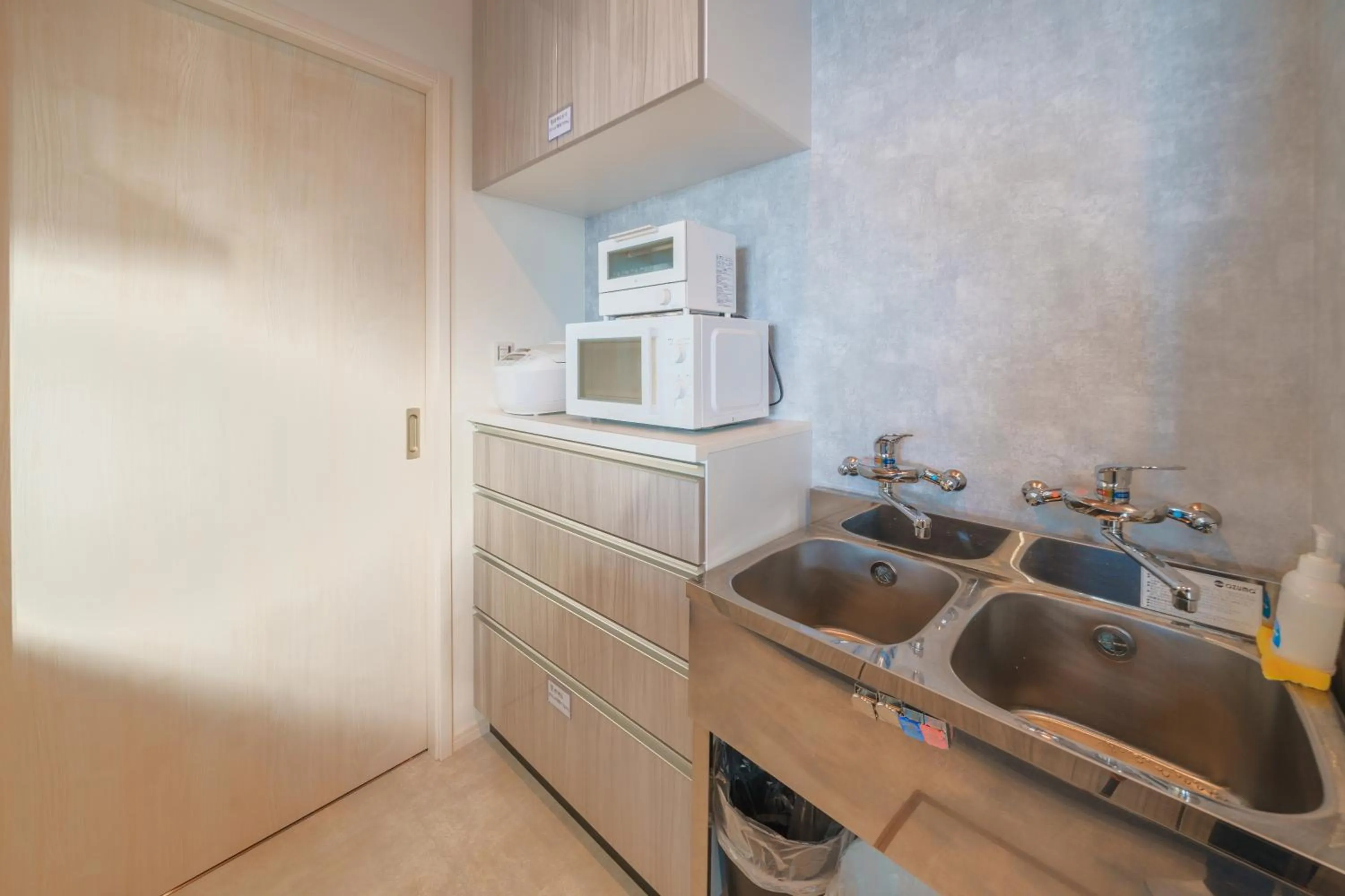 Kitchen or kitchenette in Ryu shi ma Ocean View Villa