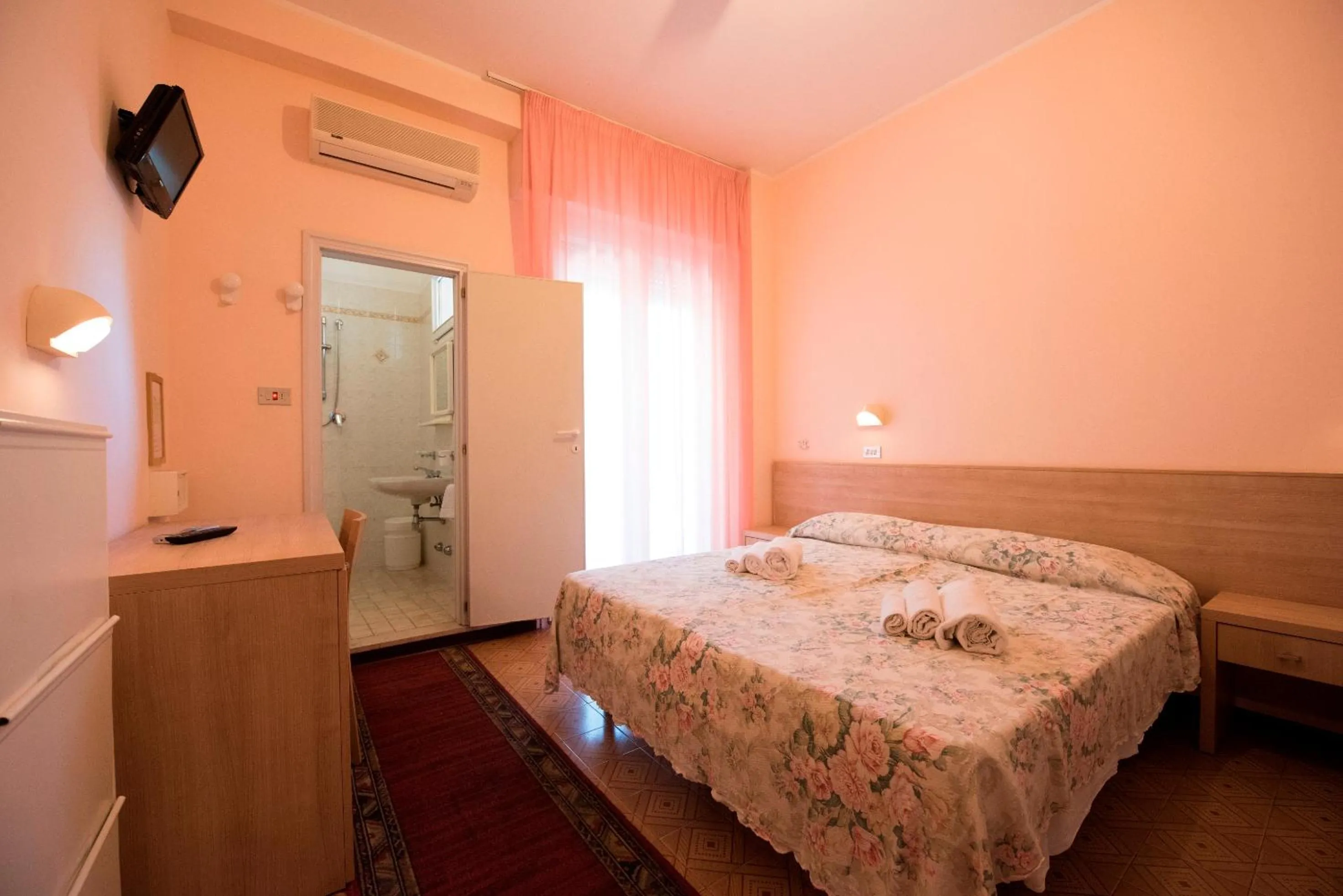 Bedroom, Bed in Hotel Settebello B&B