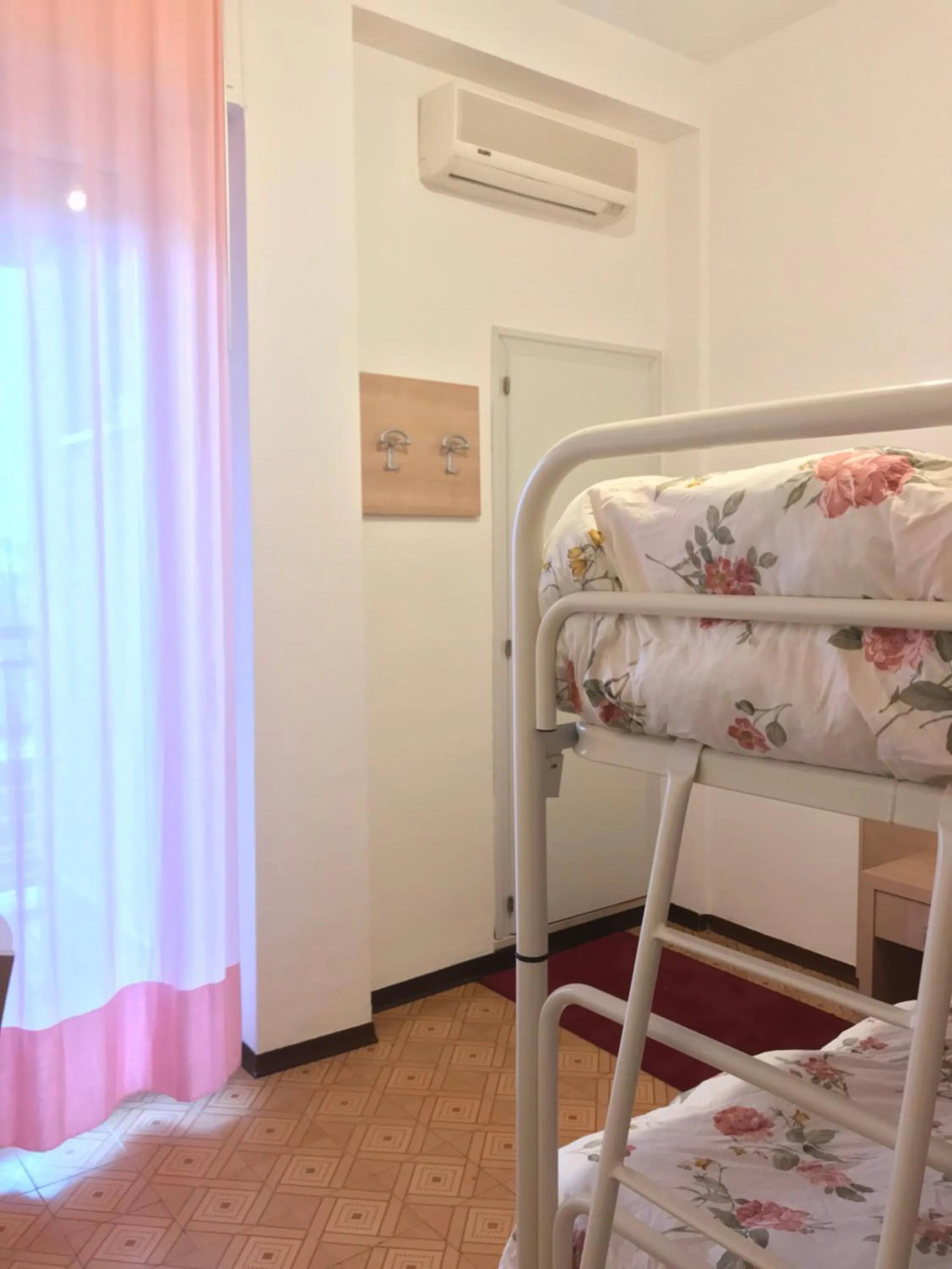 bunk bed, Bed in Hotel Settebello B&B