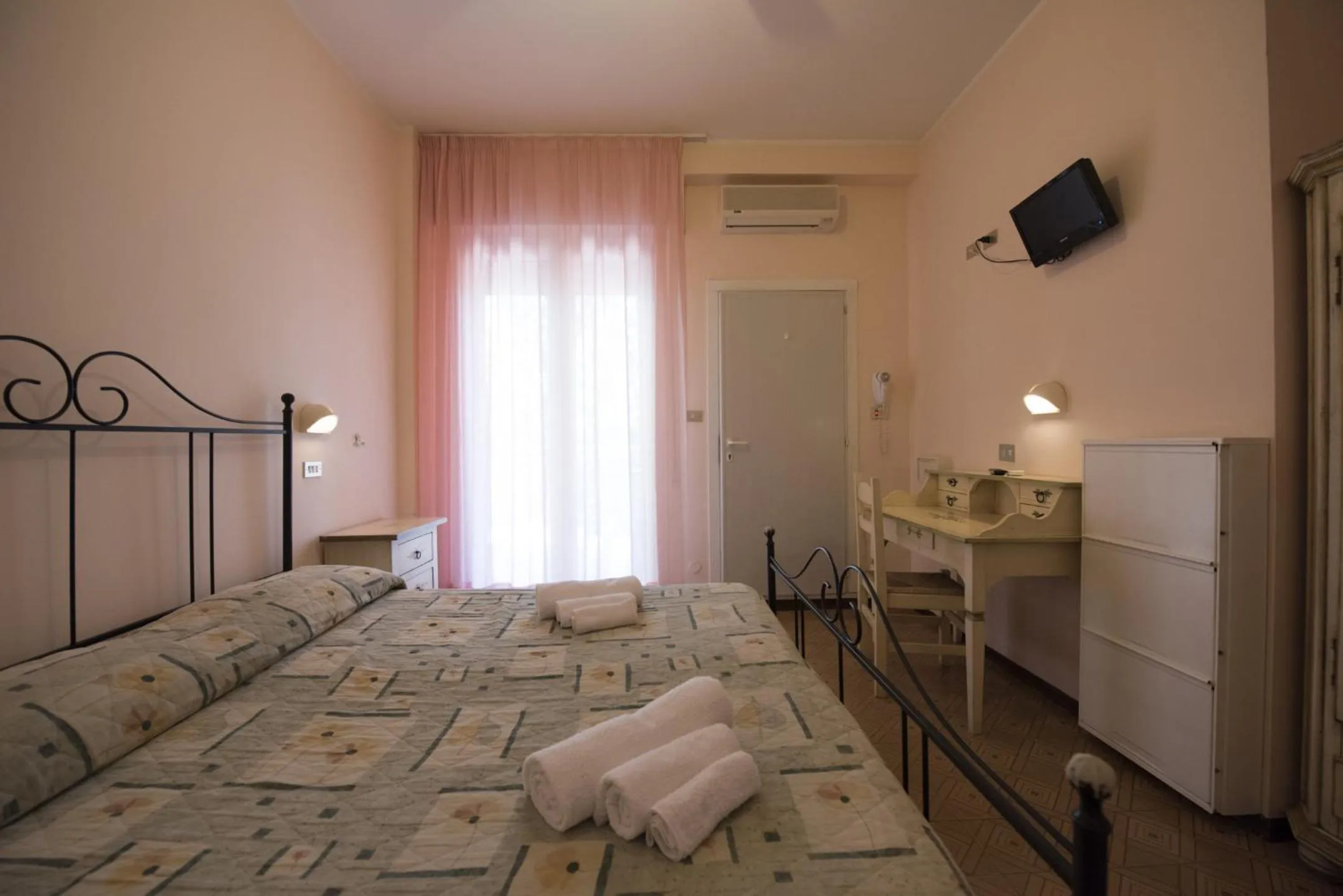 Bedroom, Bed in Hotel Settebello B&B