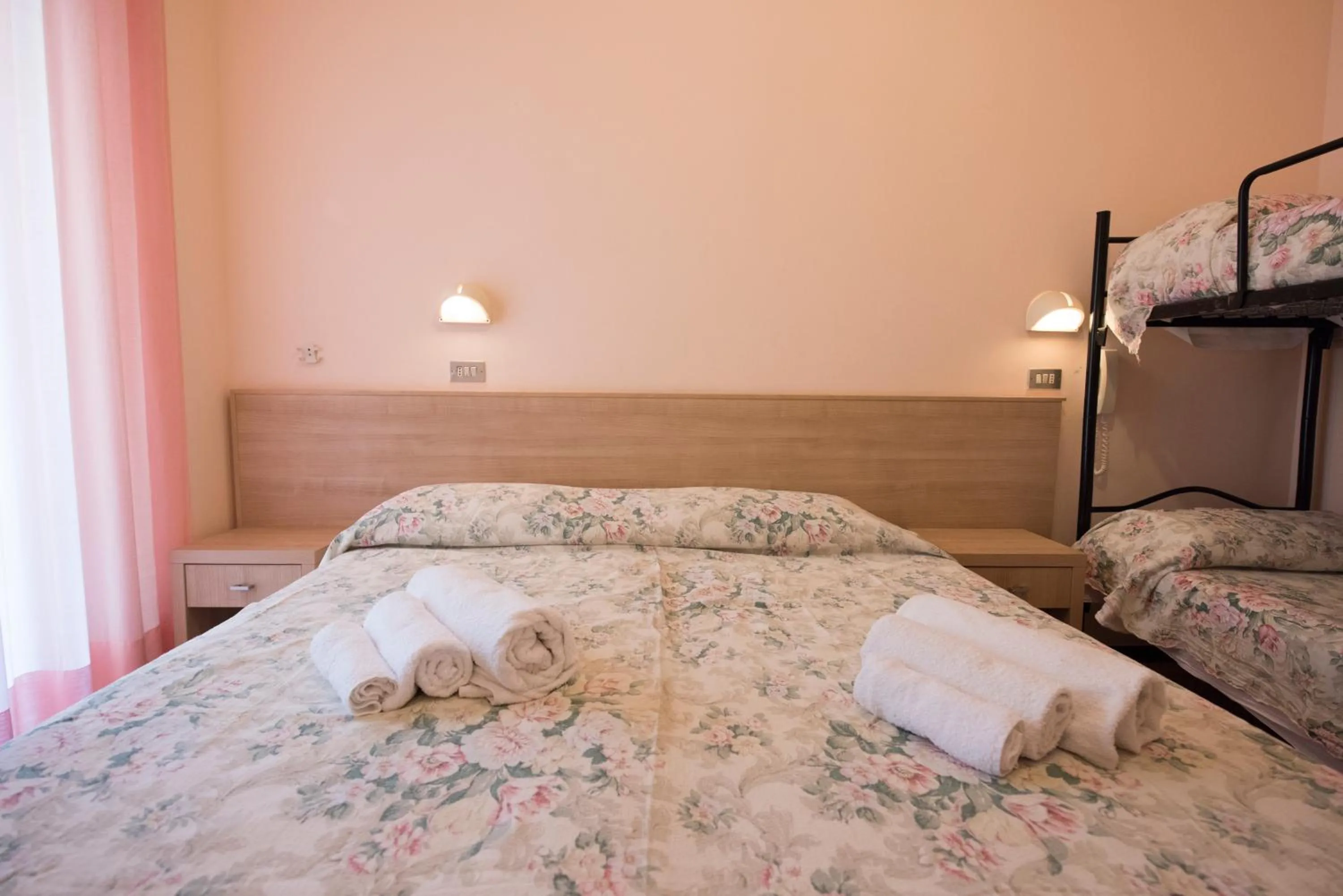 Bedroom, Bed in Hotel Settebello B&B