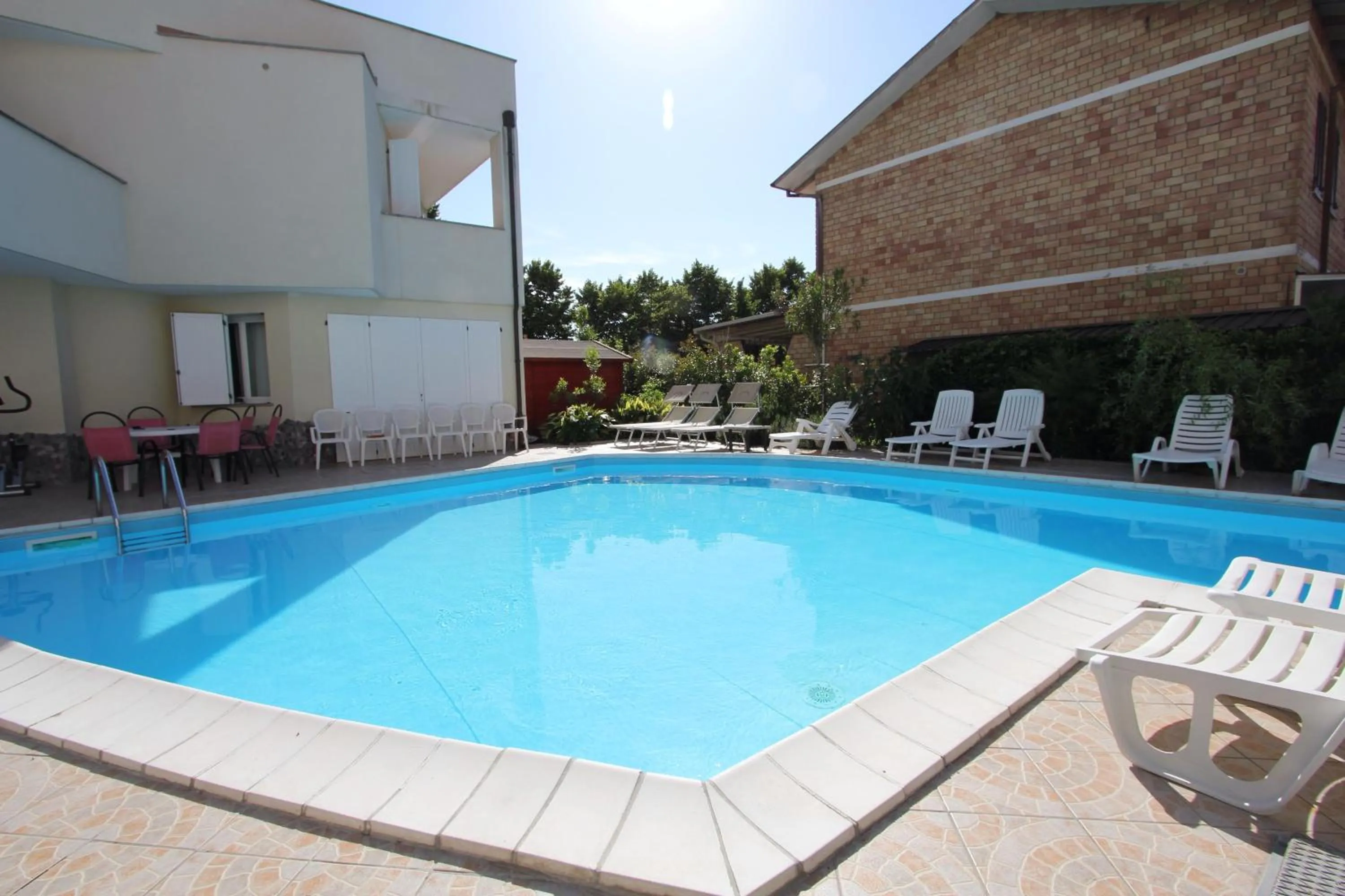 Swimming pool in Hotel Settebello B&B