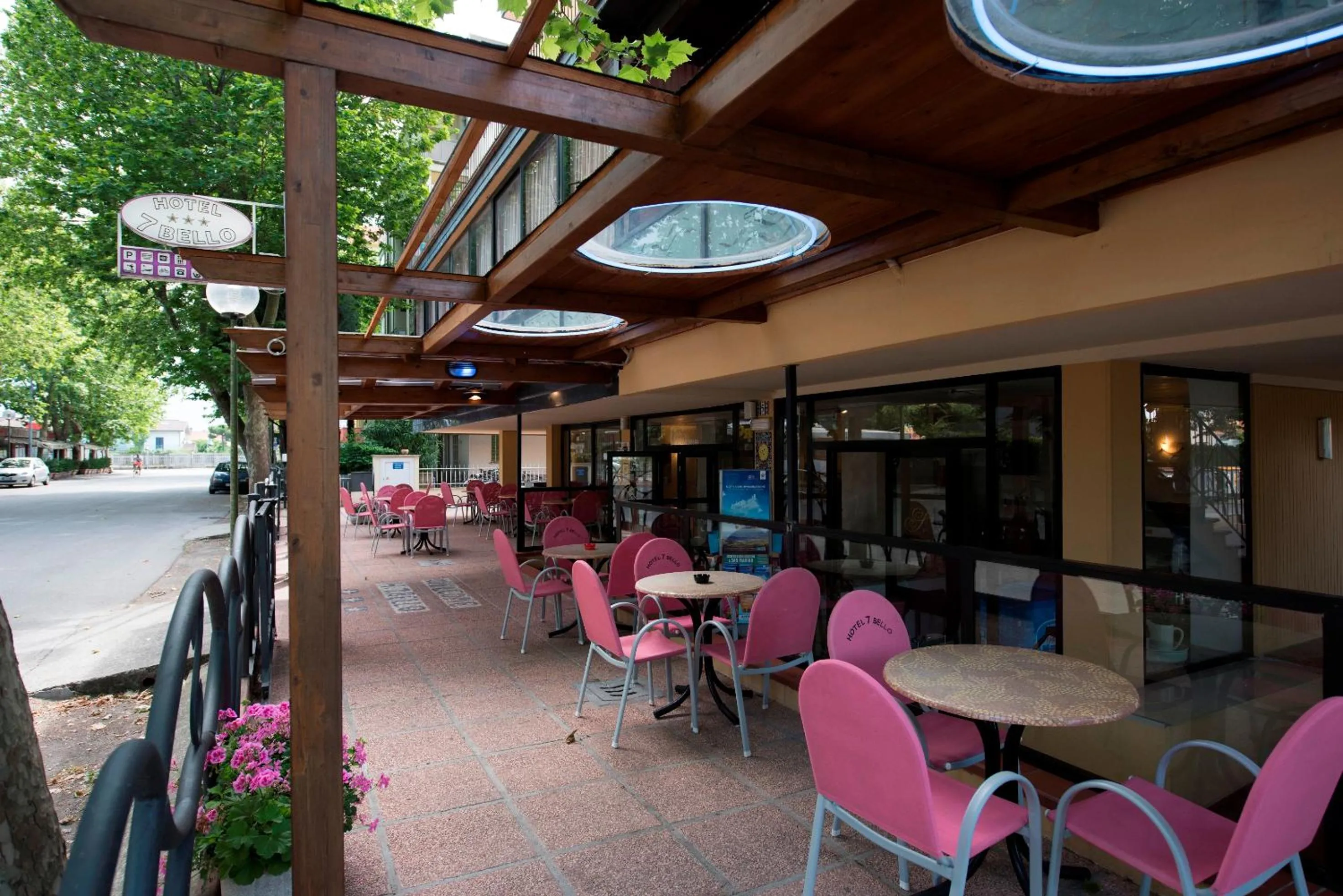 Street view in Hotel Settebello B&B