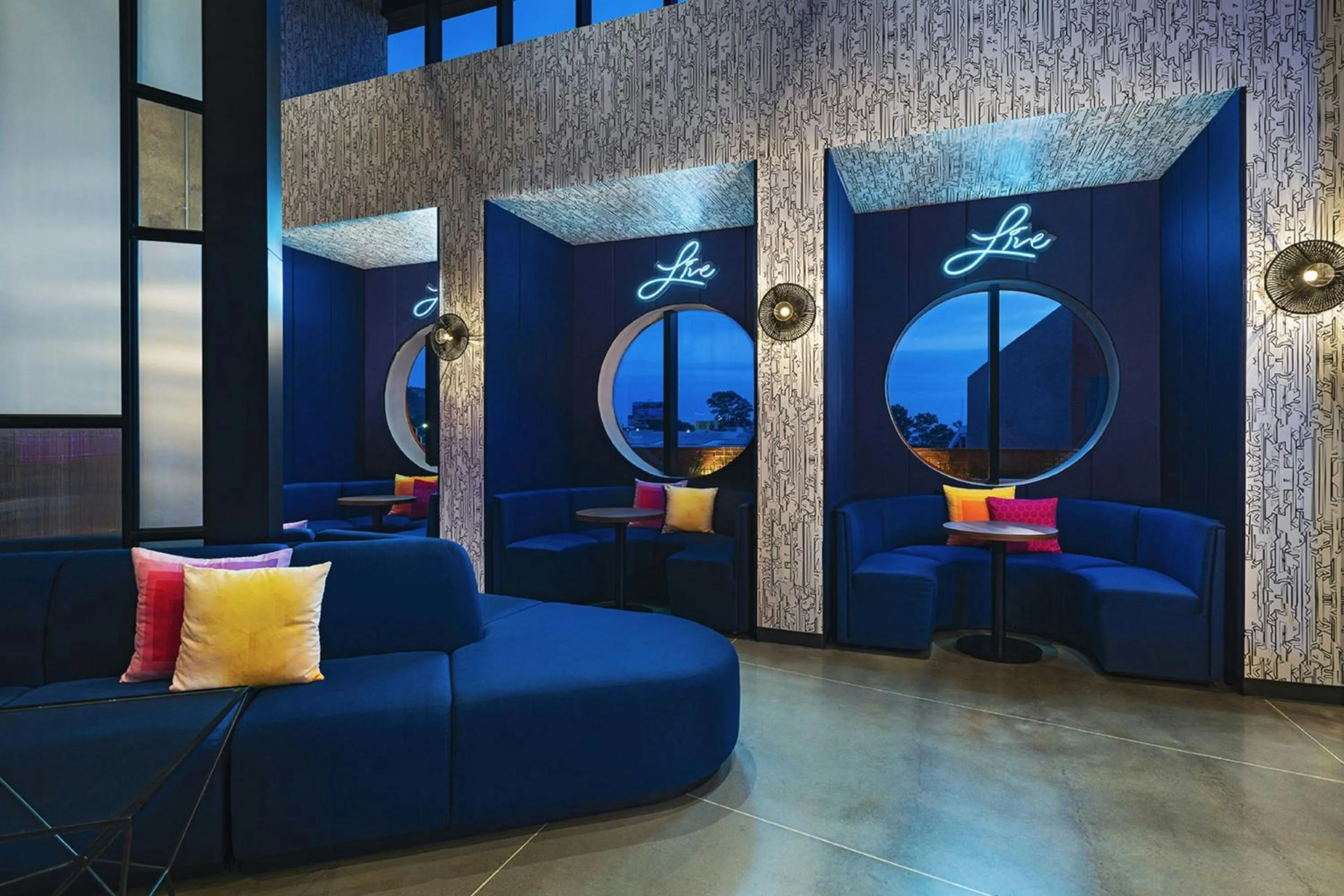 Lobby or reception in Aloft Guadalajara Sur