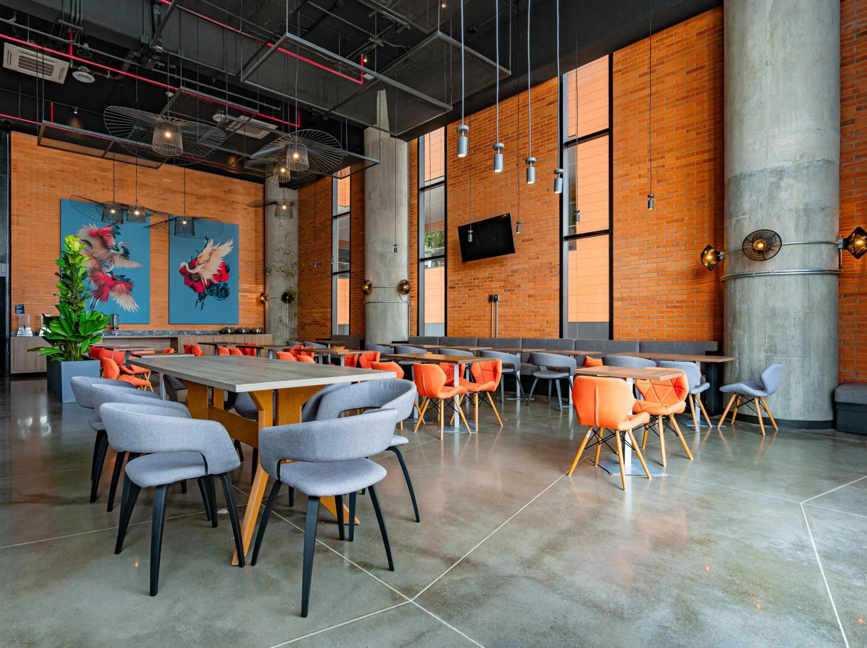 Restaurant/places to eat in Aloft Guadalajara Sur