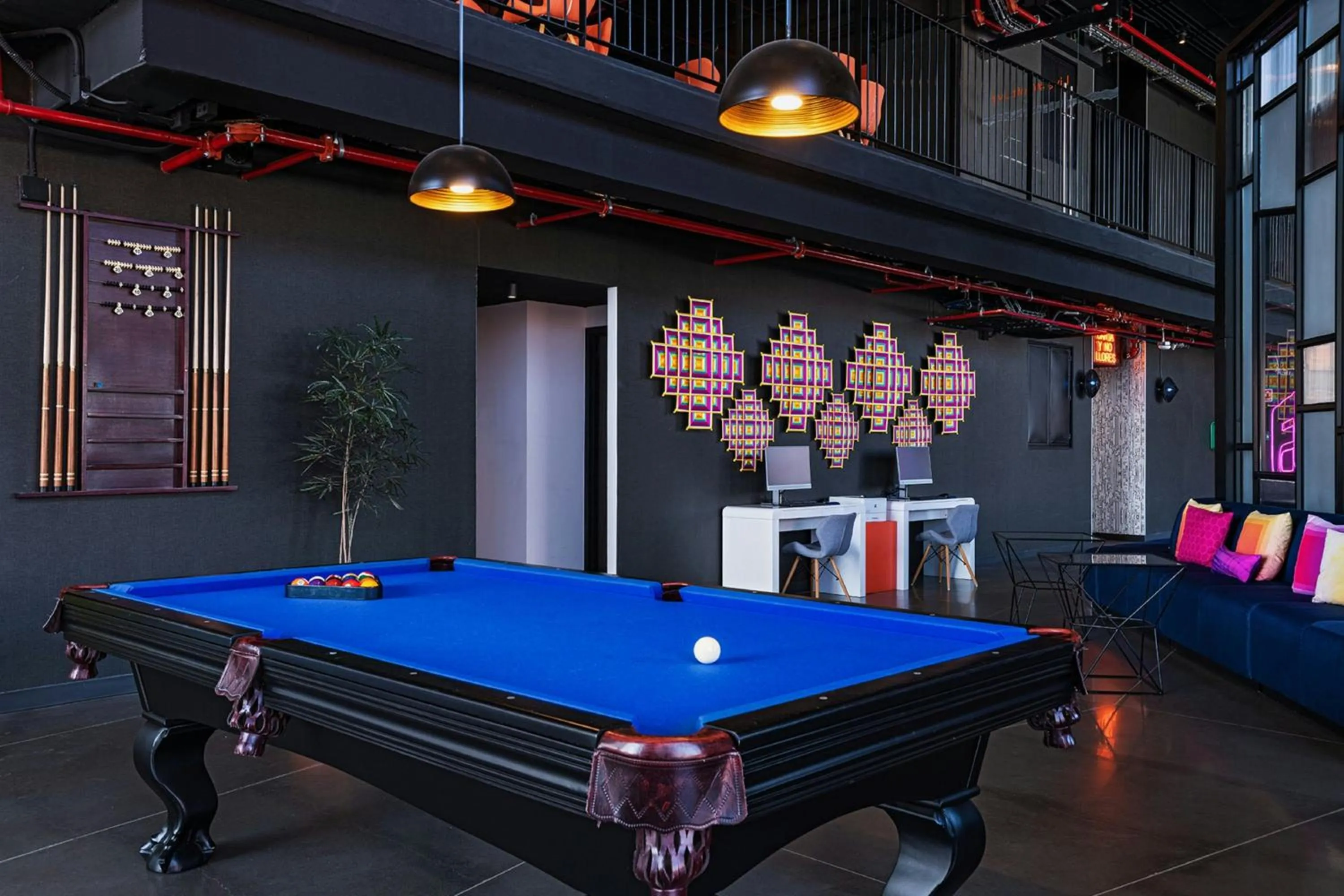 Swimming pool in Aloft Guadalajara Sur