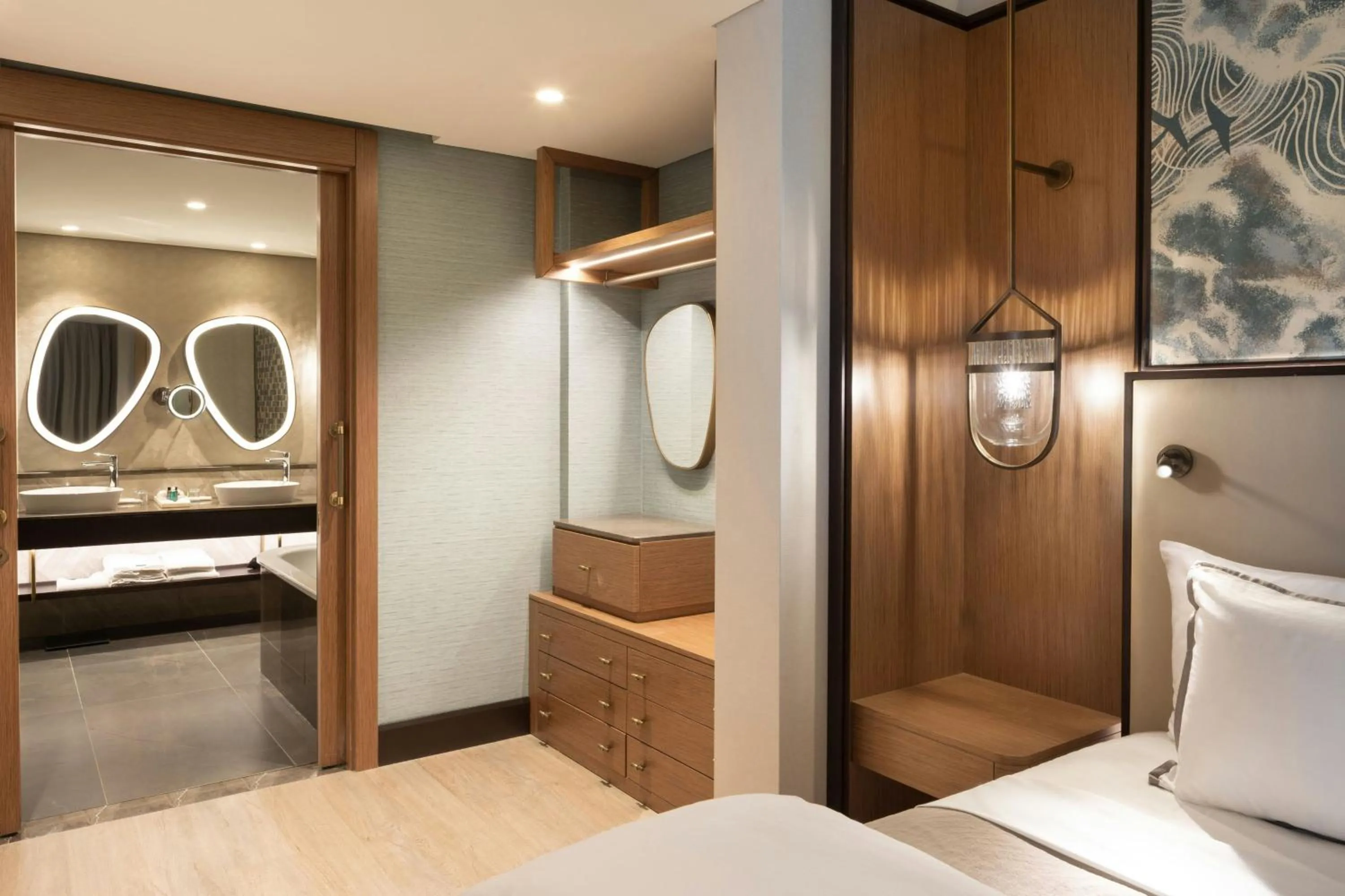 Photo of the whole room, Bed in The Westin Istanbul Nisantasi