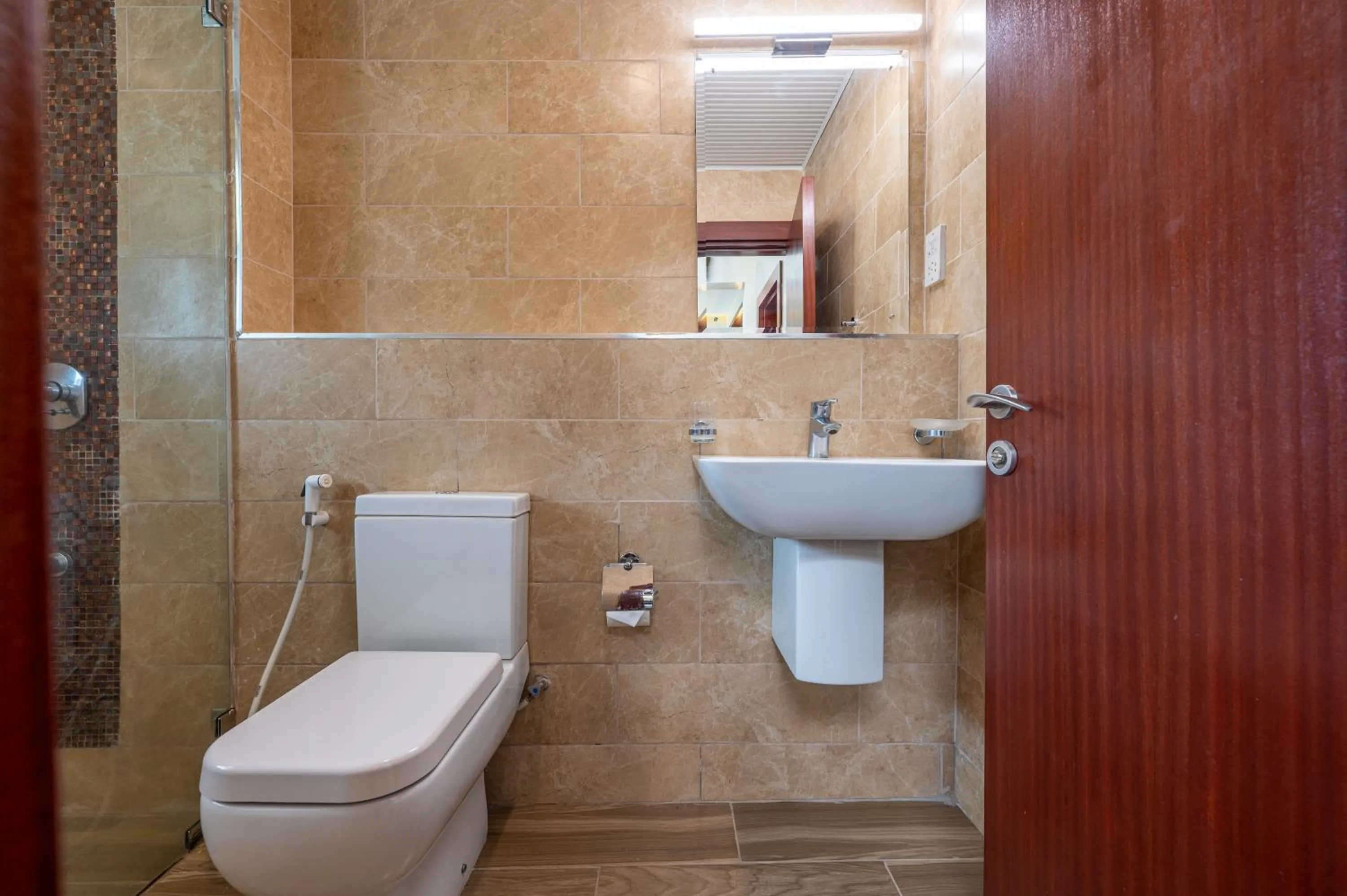 Toilet in Roma Court Serviced Apartments