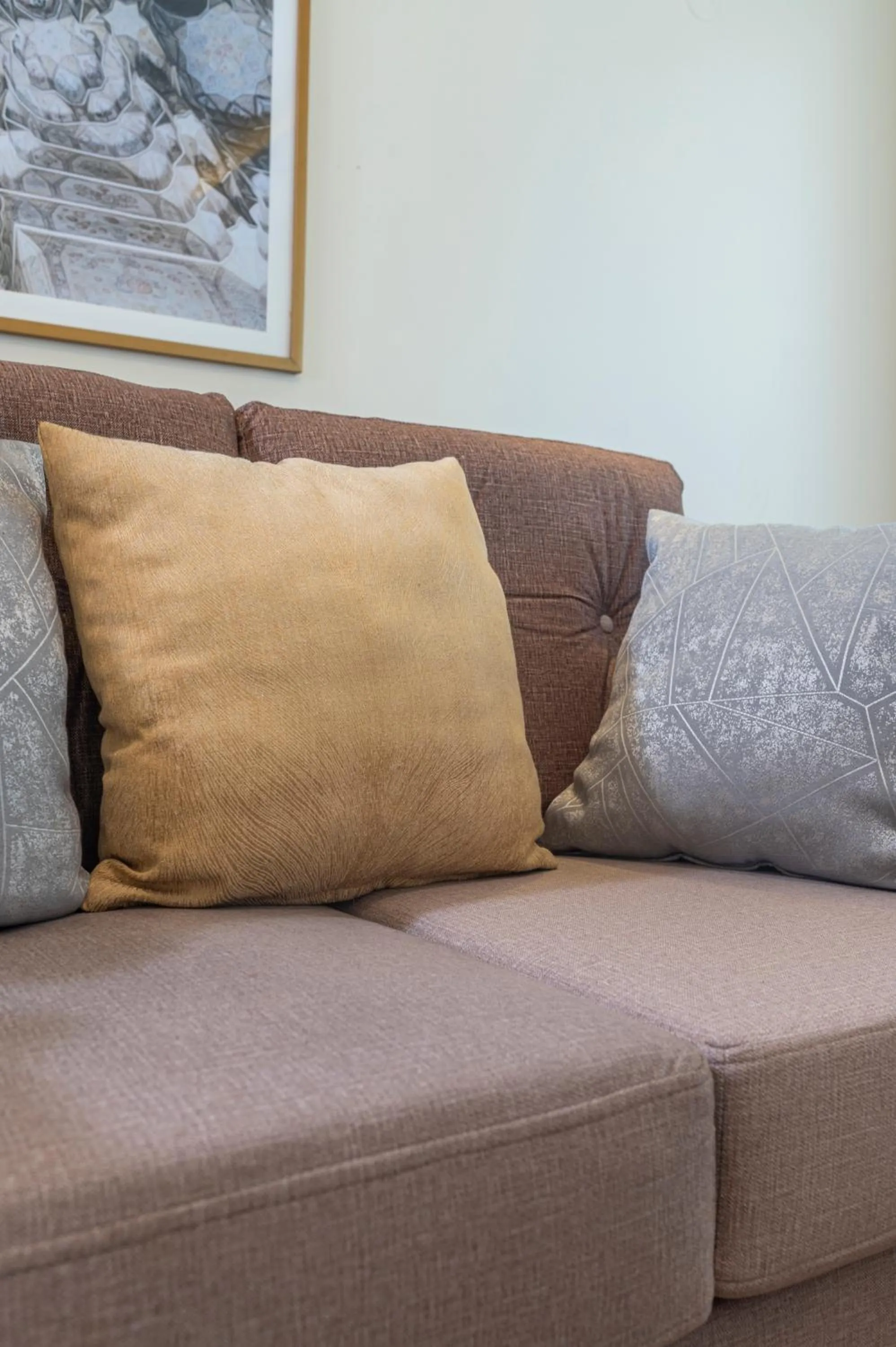 hair dresser in Roma Court Serviced Apartments