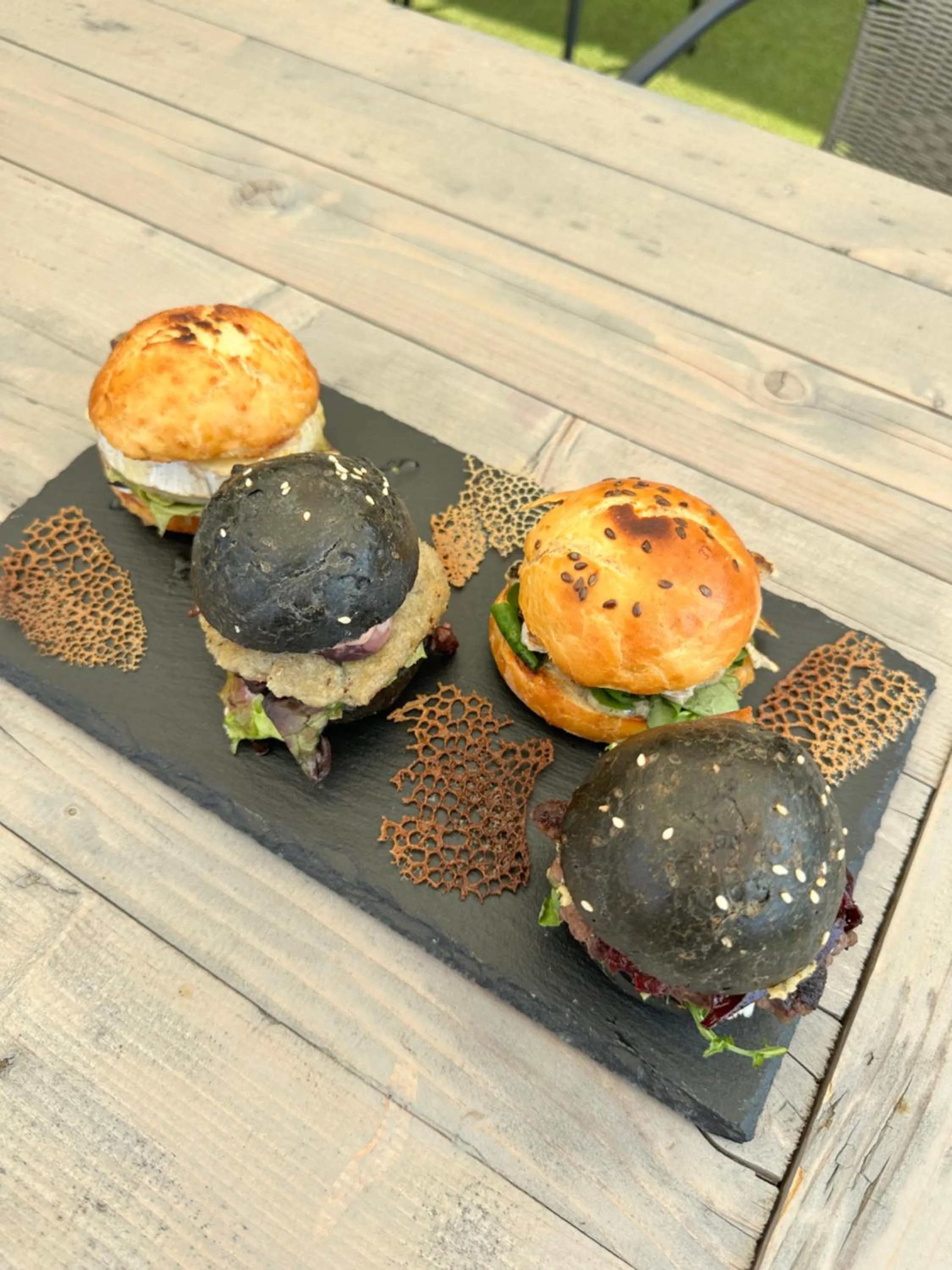 Restaurant/places to eat in Villa Bérc