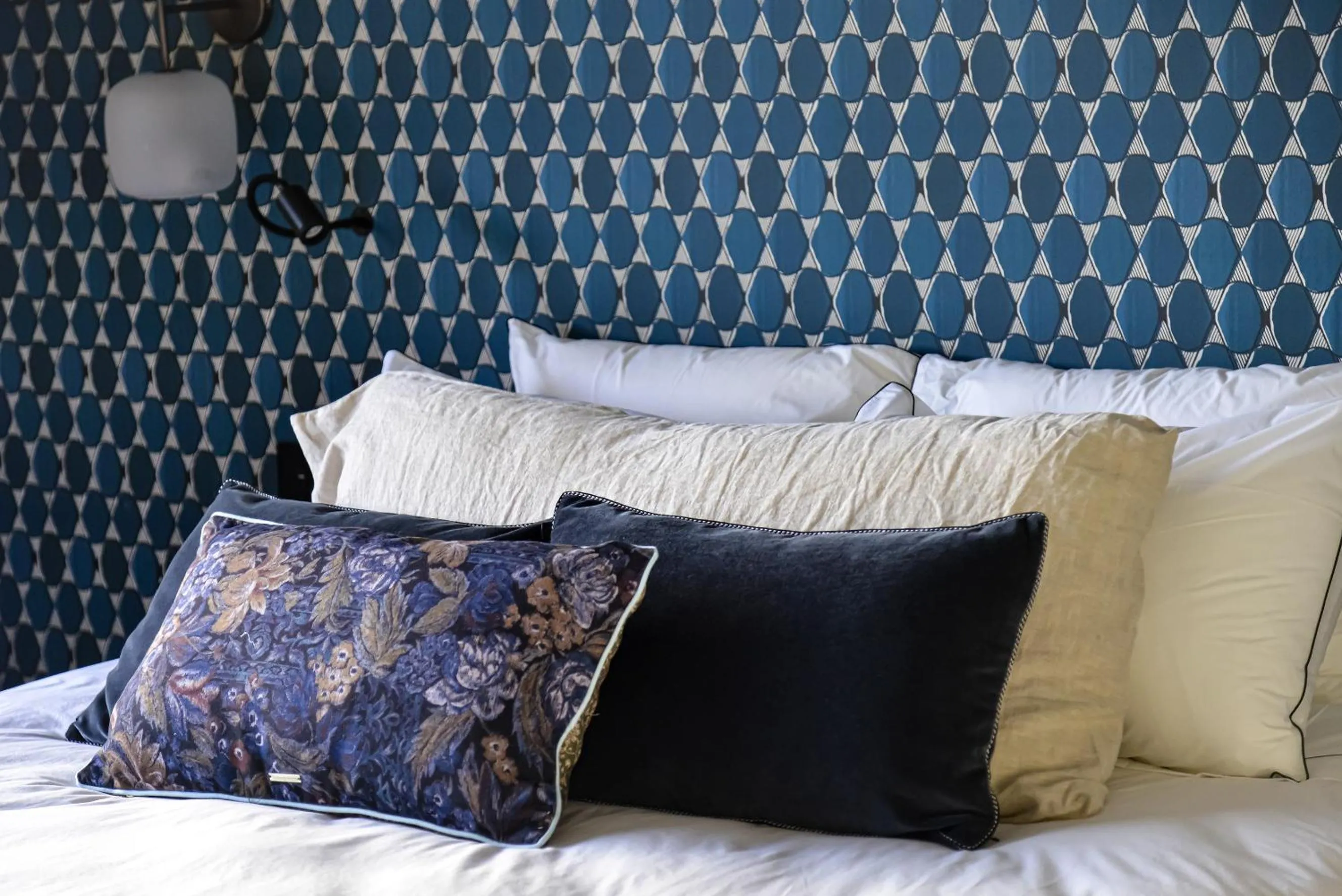 Bed in Le Martin Boutique Hôtel