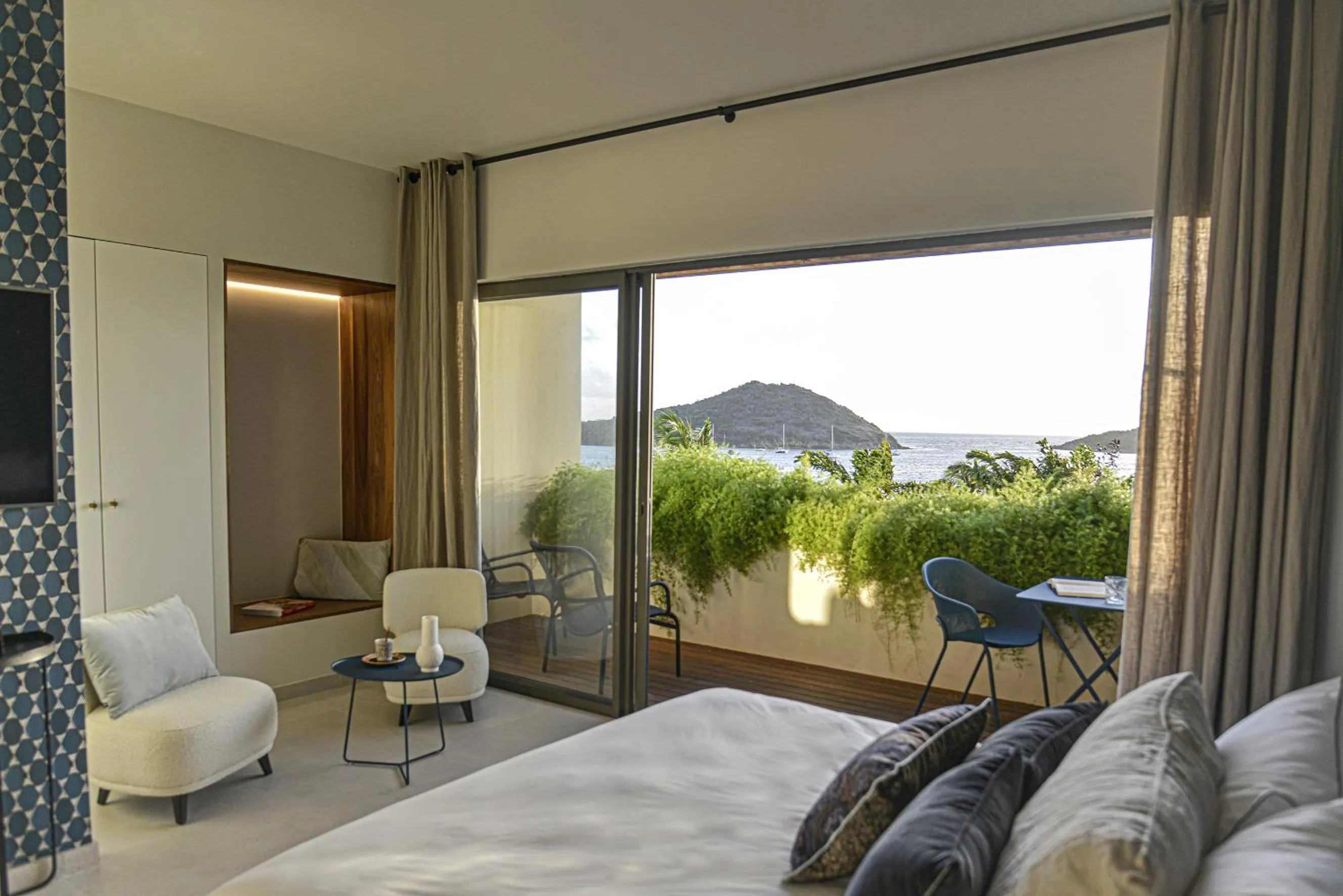 Balcony/Terrace, Bed in Le Martin Boutique Hôtel