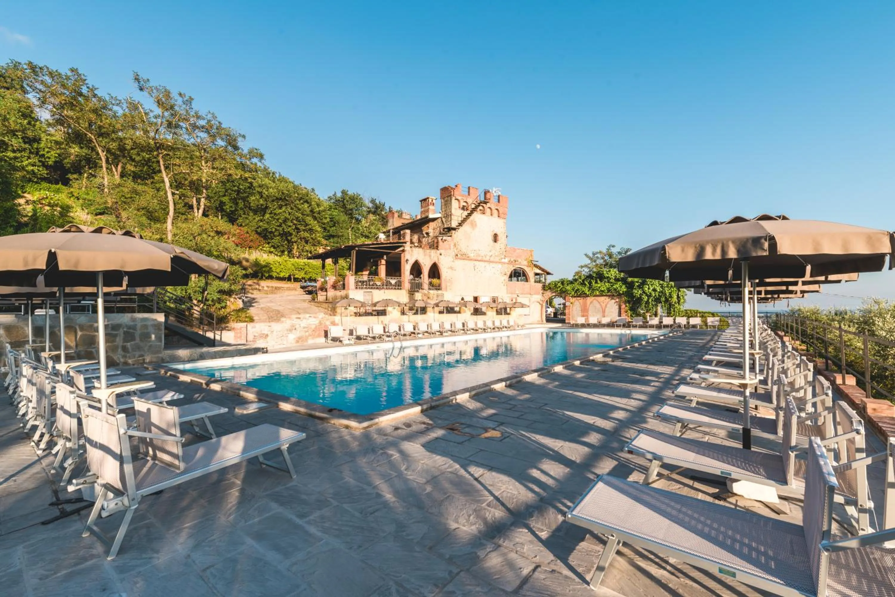 Swimming pool in Ippotur Medieval Resort