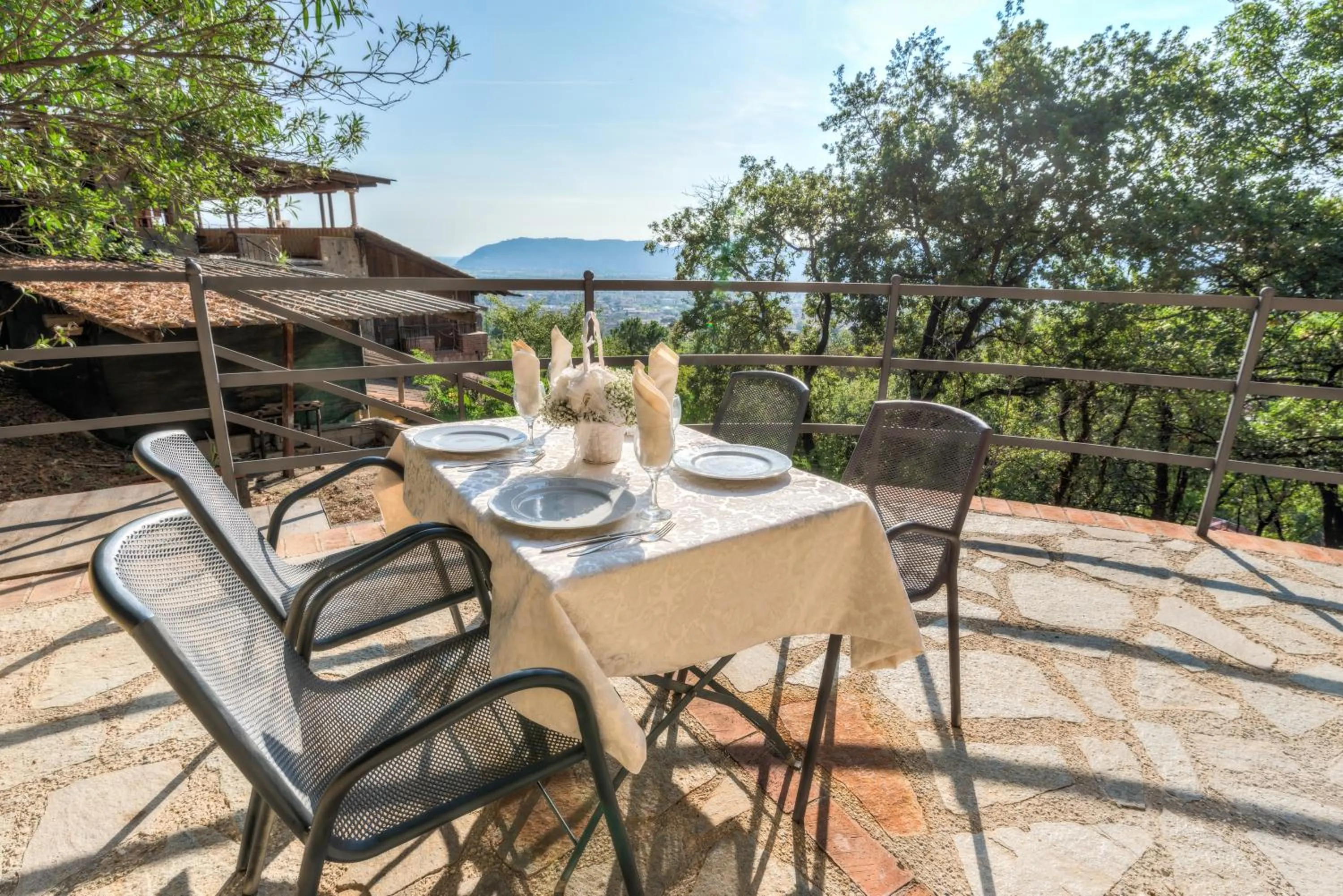 Dining area in Ippotur Medieval Resort