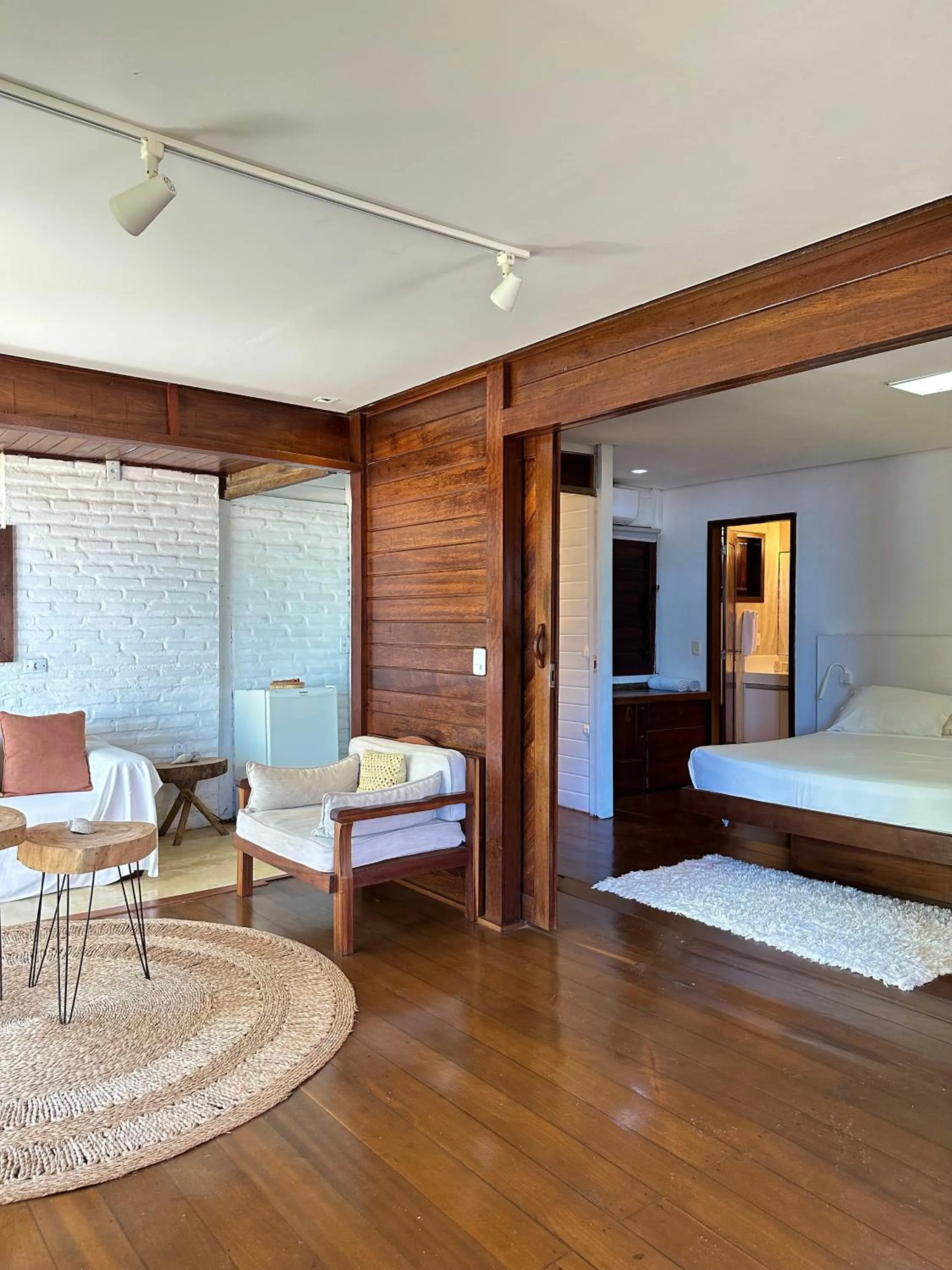 Photo of the whole room, Bed in Villa Mango