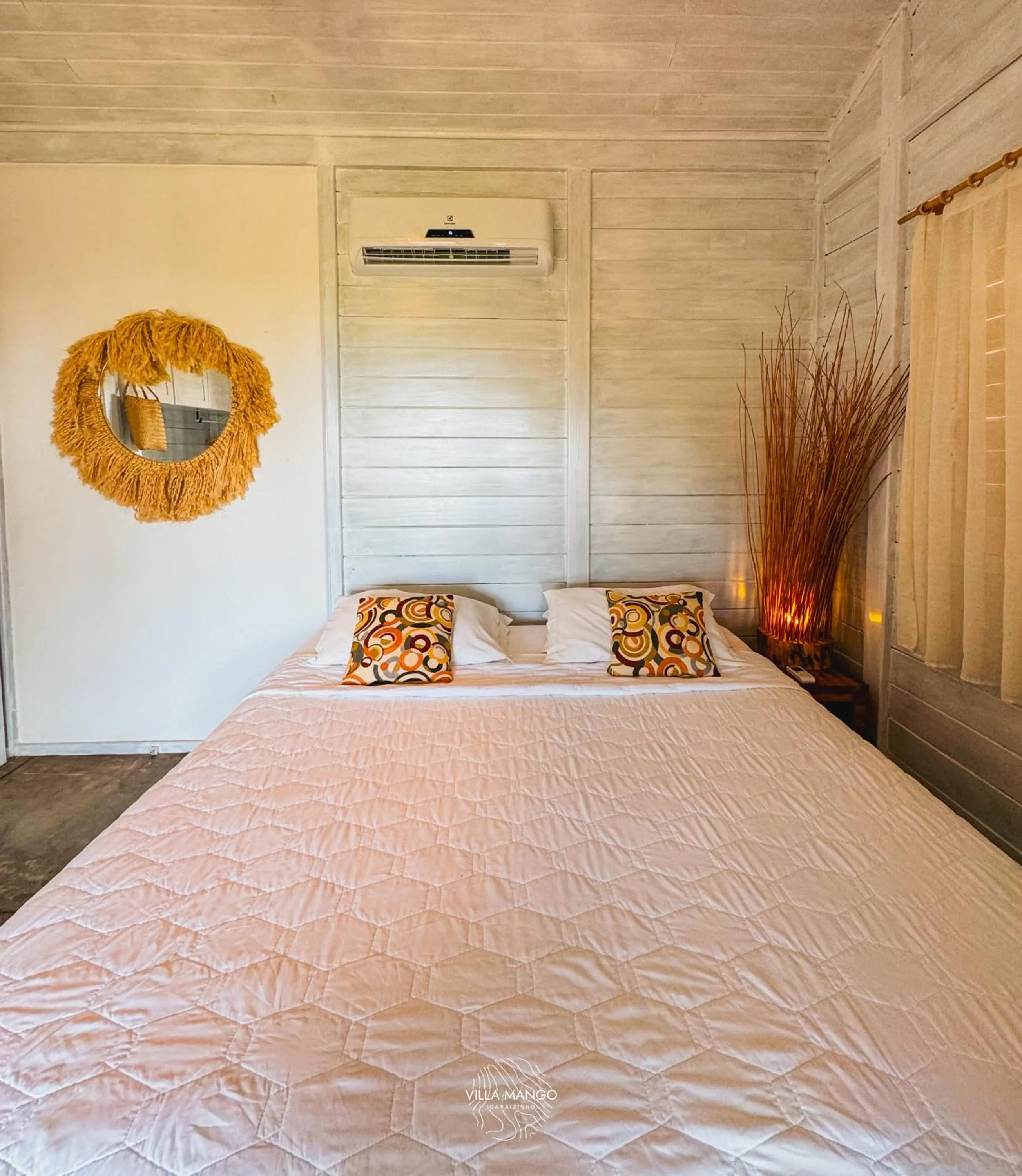 Photo of the whole room, Bed in Villa Mango