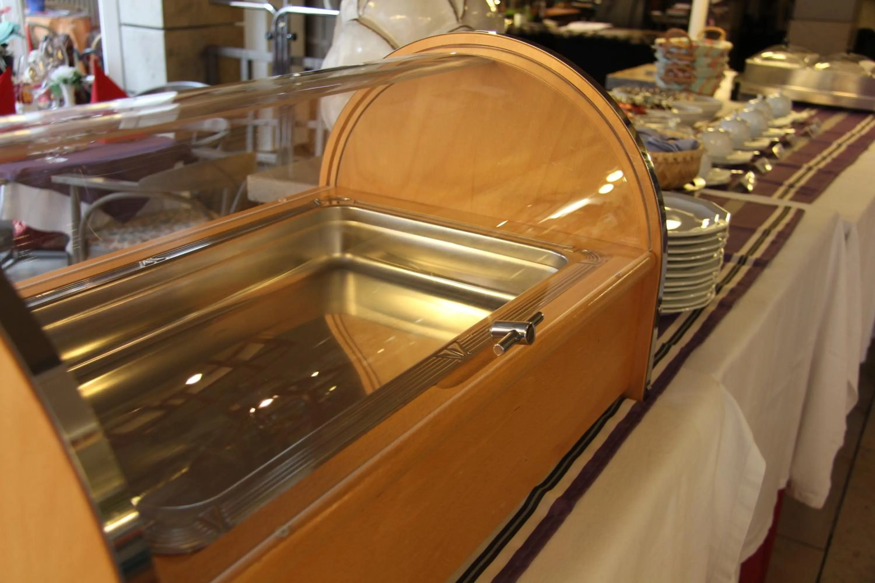 Buffet breakfast in Hotel am Schloss Neuenstein