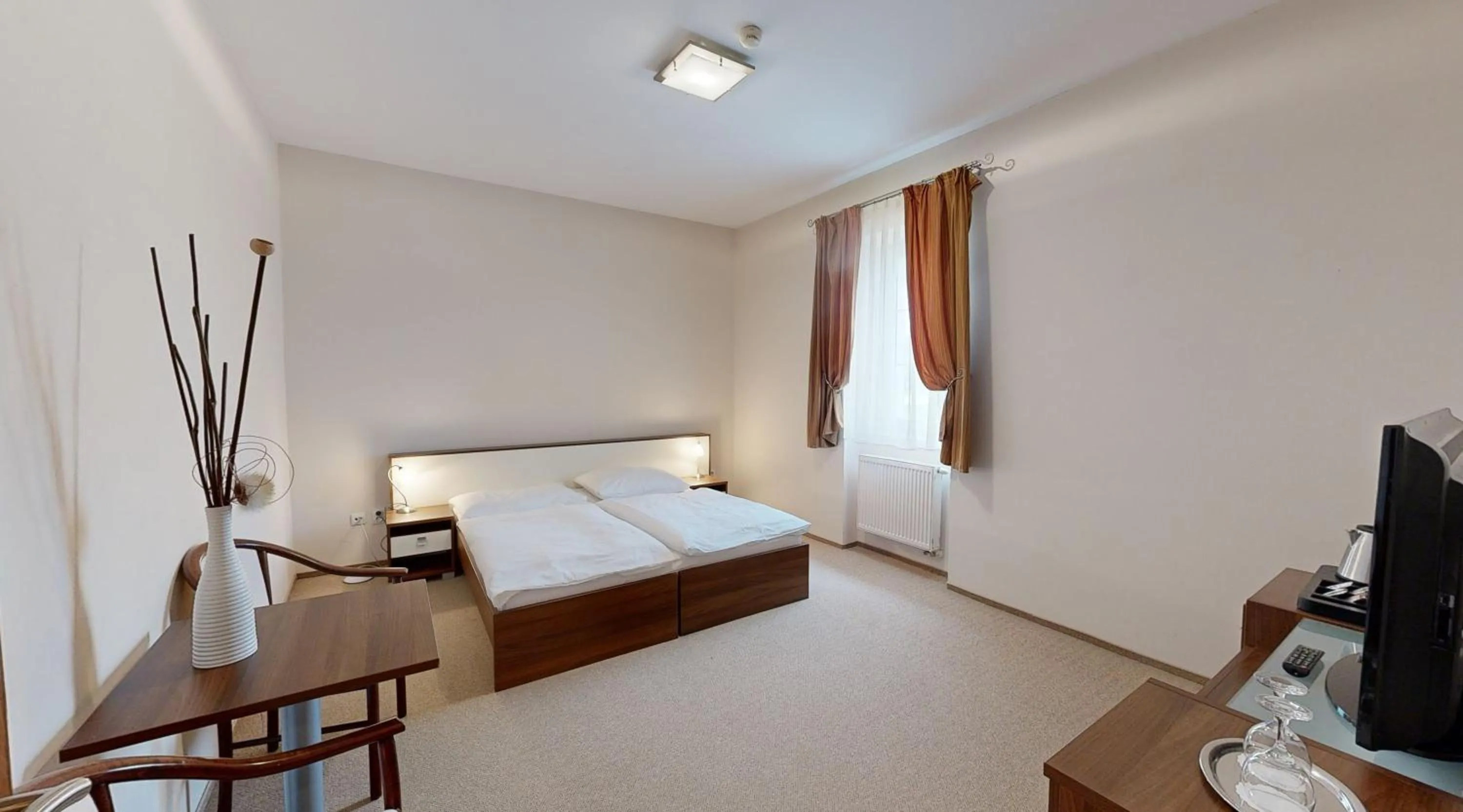 Bedroom, Bed in Klaudia's Hotel & Restaurant at Golf Resort, Bač Šamorín