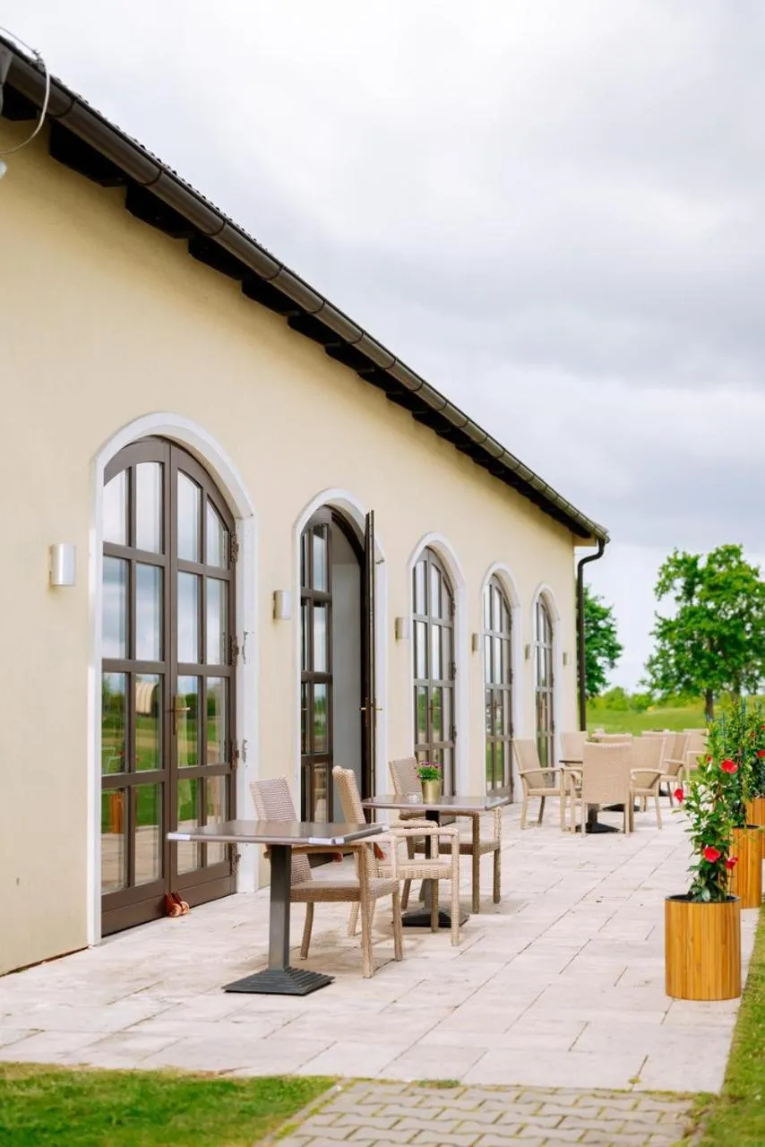 Garden in Klaudia's Hotel & Restaurant at Golf Resort, Bač Šamorín