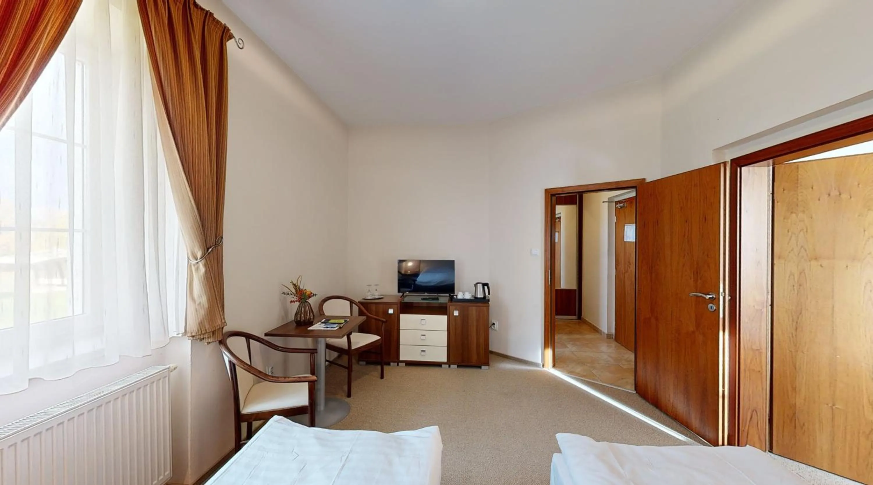 Bedroom, Bed in Klaudia's Hotel & Restaurant at Golf Resort, Bač Šamorín