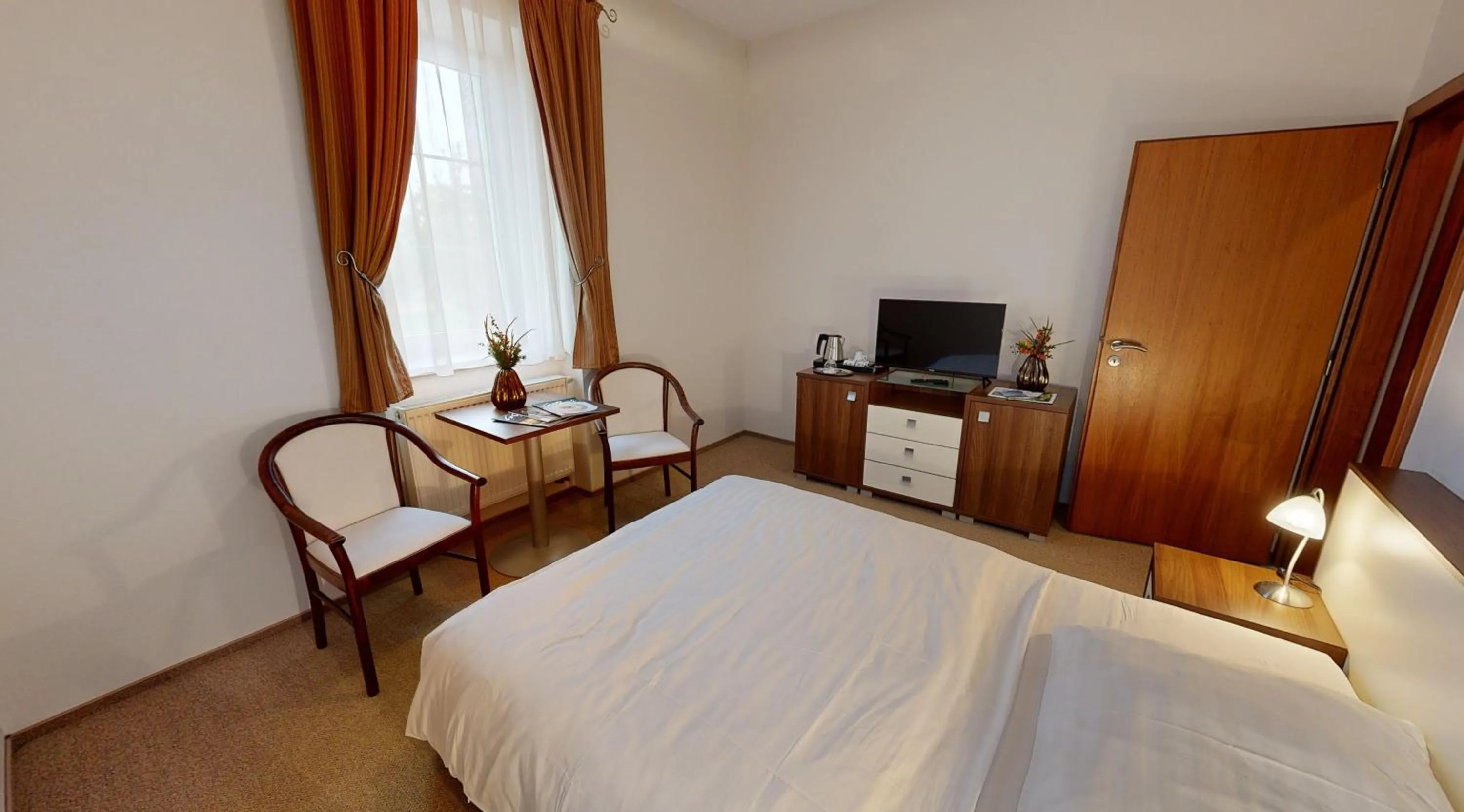 Bedroom, Bed in Klaudia's Hotel & Restaurant at Golf Resort, Bač Šamorín