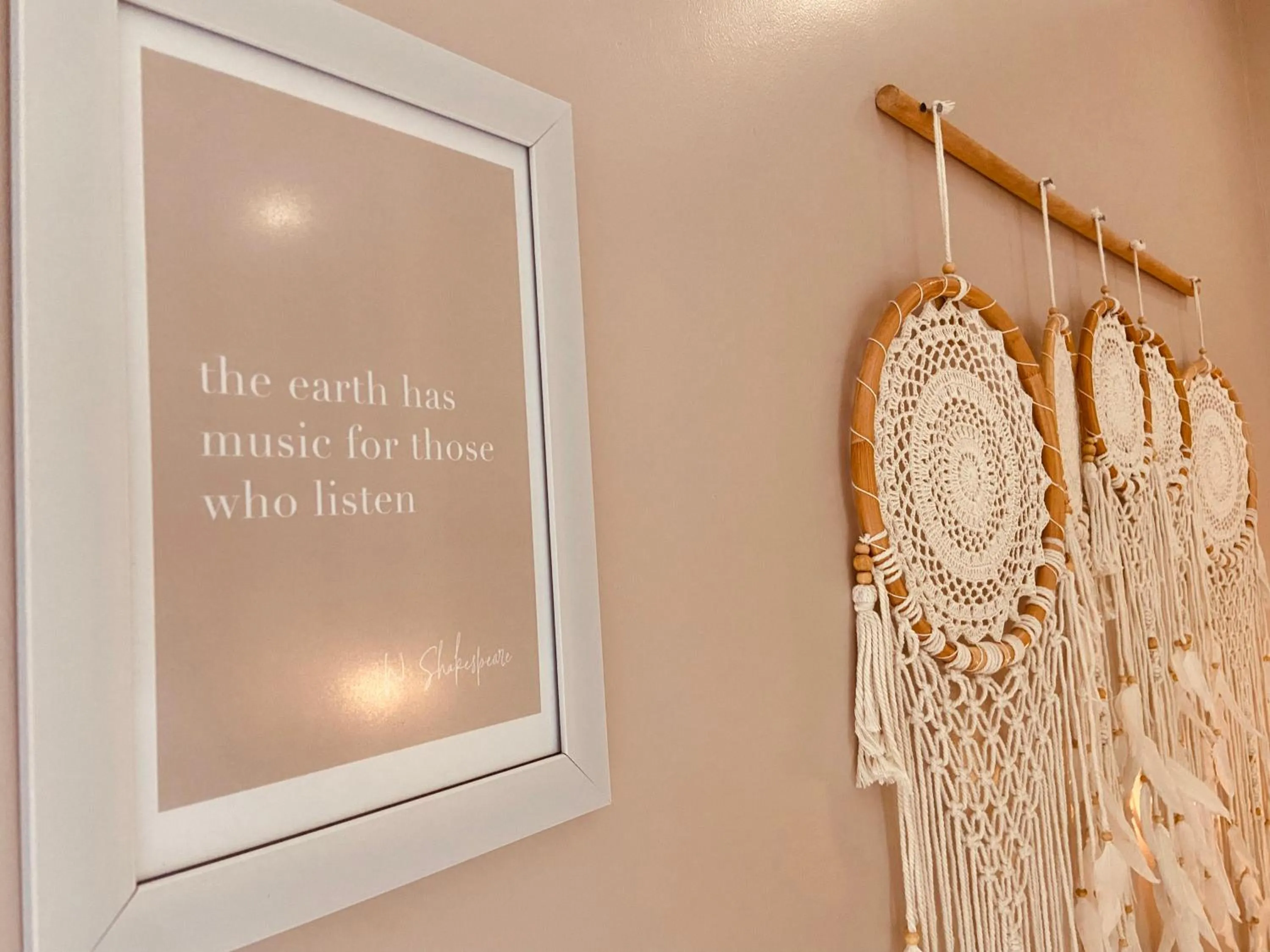 Follow Your Dreams Gili Air