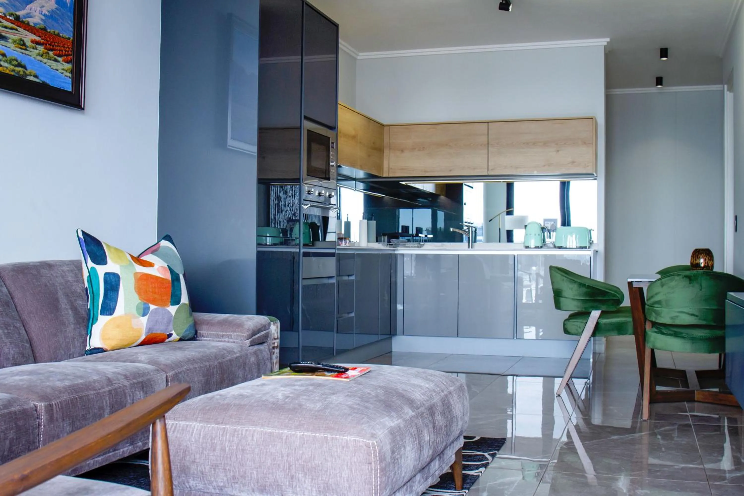 Executive Apartment at Ellipse Waterfall