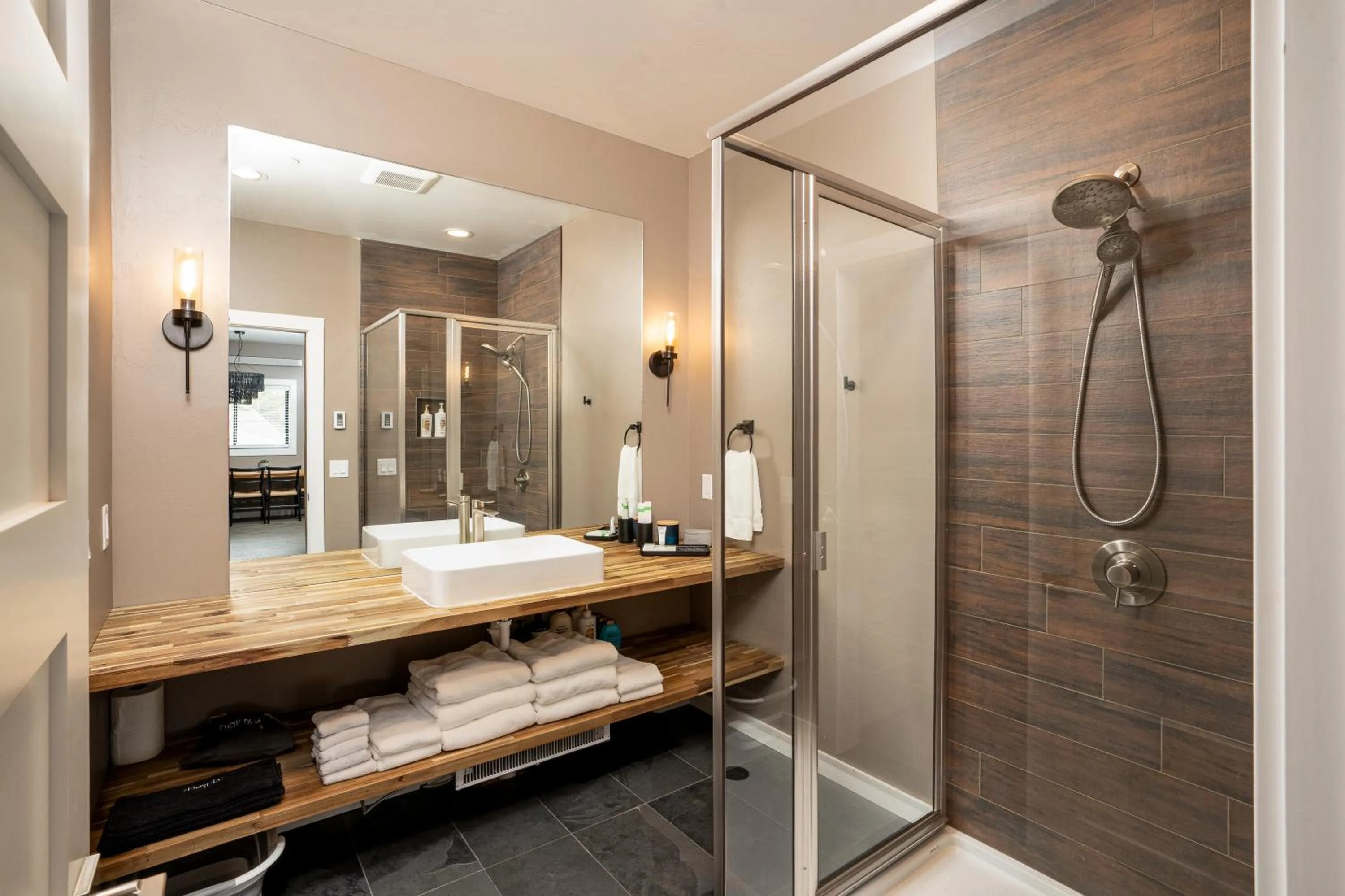 Bathroom in Wallace BNB