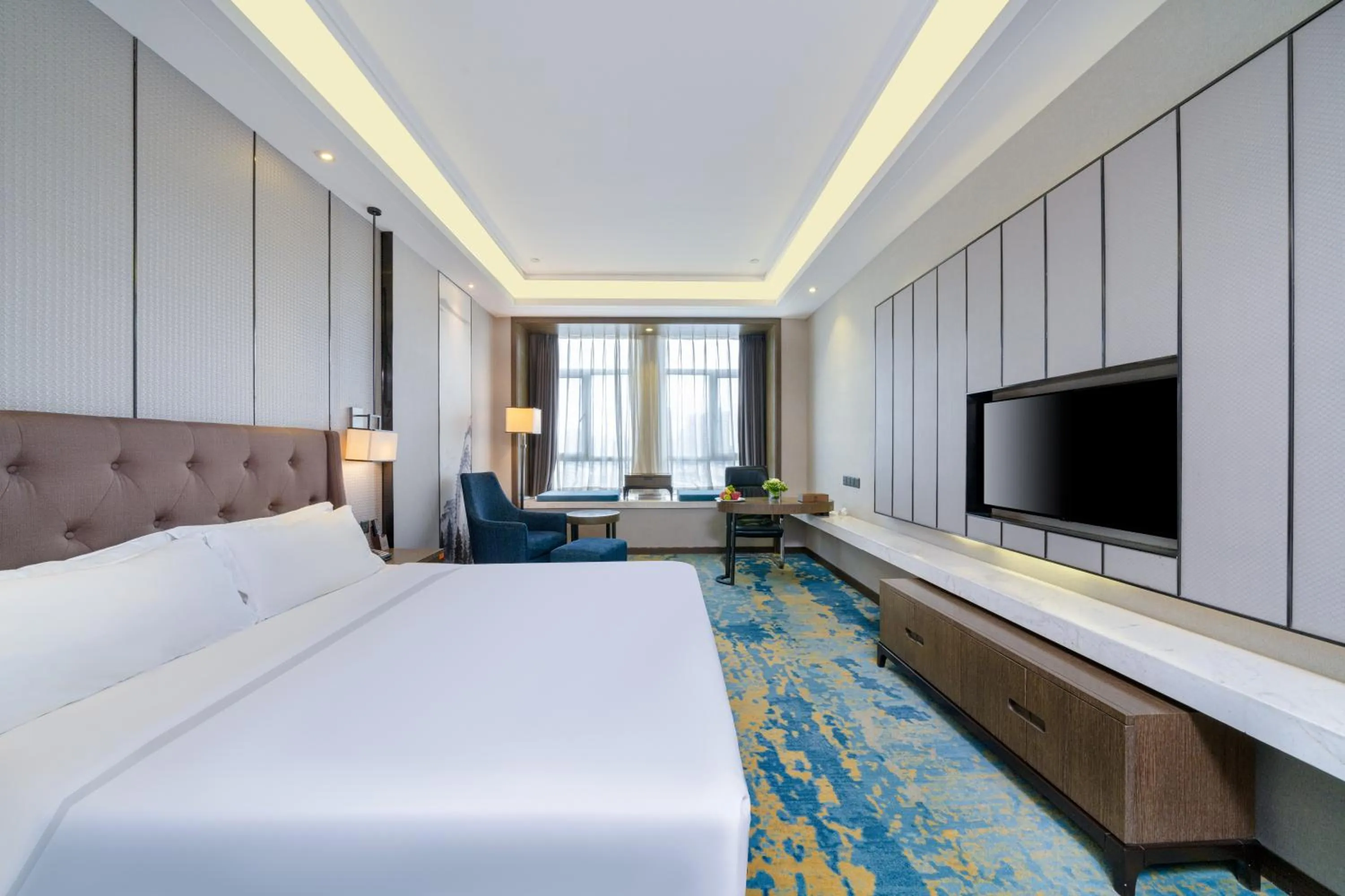 Bed in ME Yinhe International Hotel