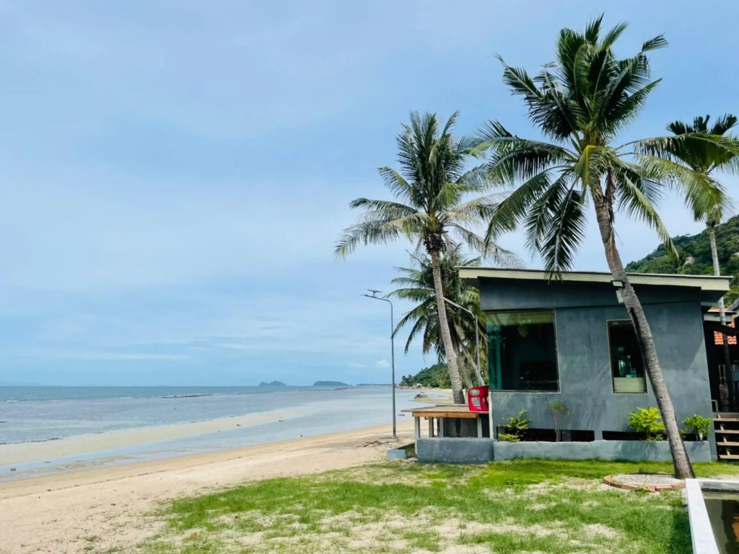 Beach in The Sea Resort Haad Rin