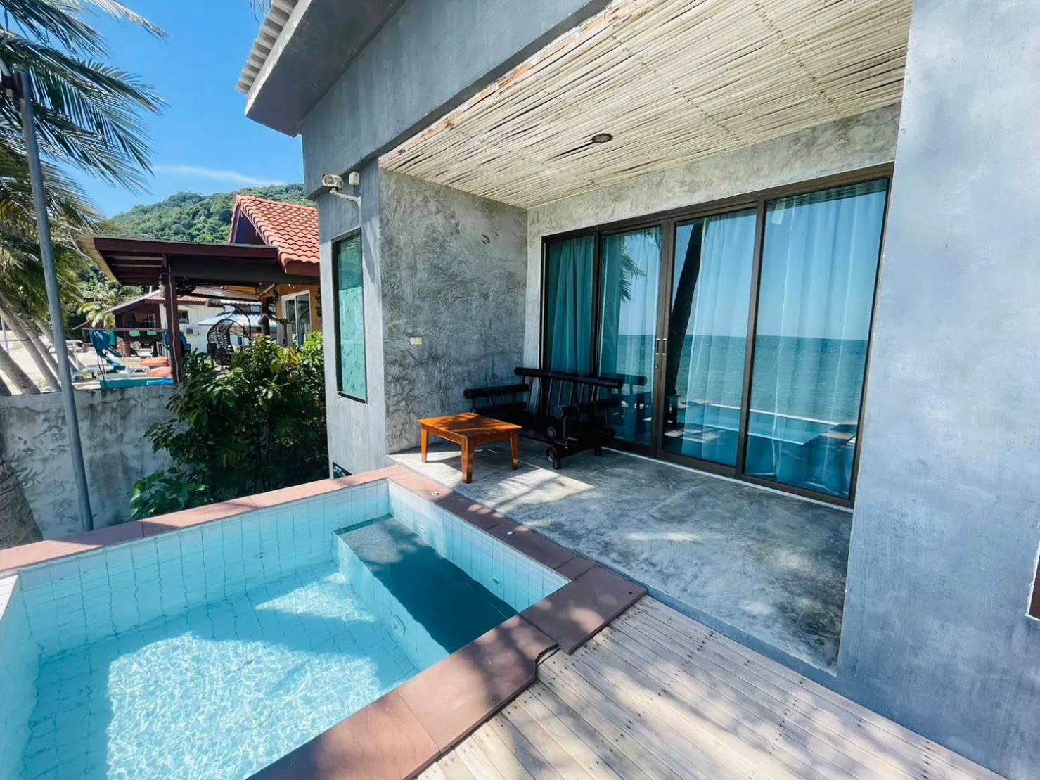 Swimming pool in The Sea Resort Haad Rin