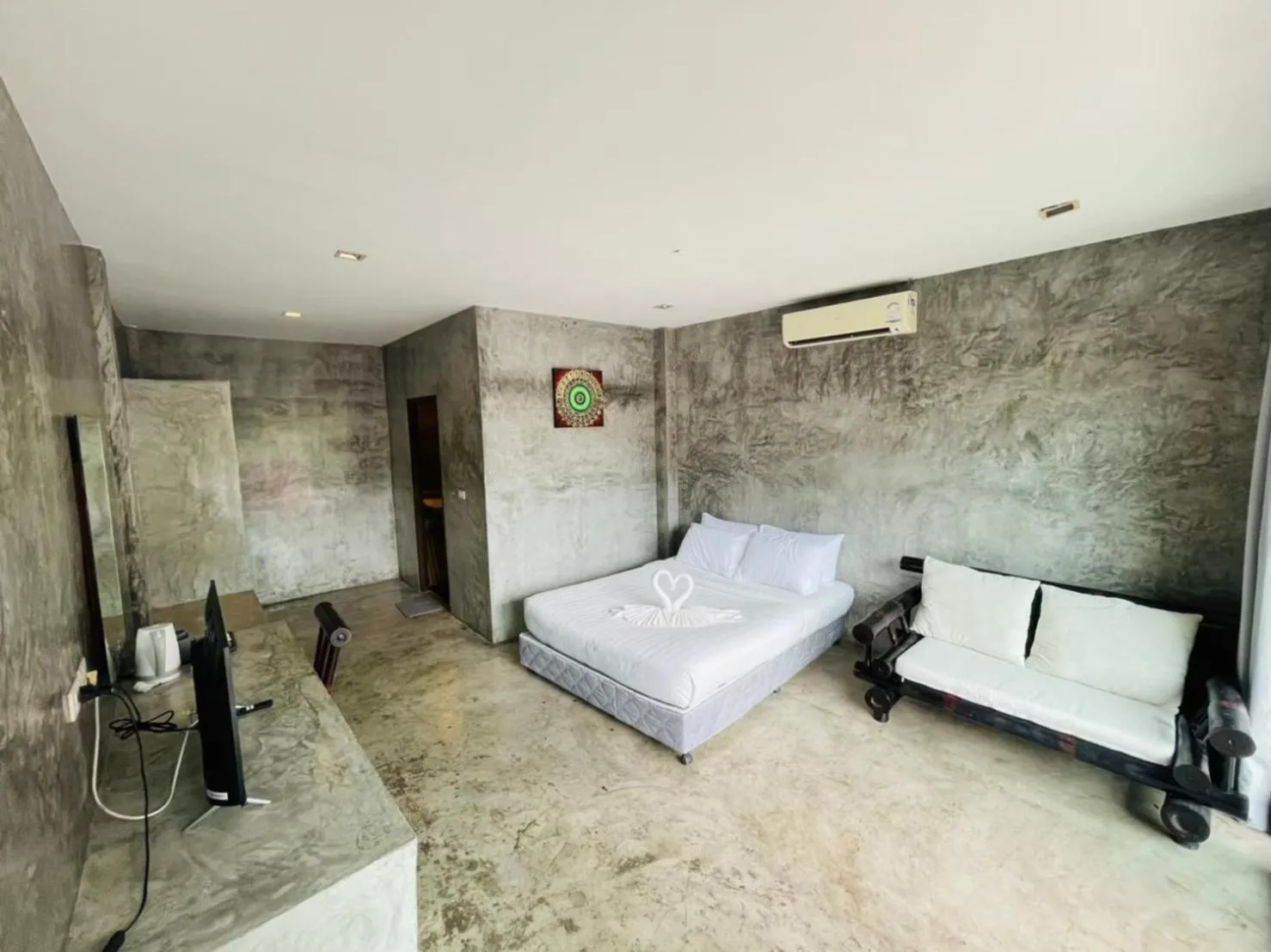 Bedroom, Bed in The Sea Resort Haad Rin