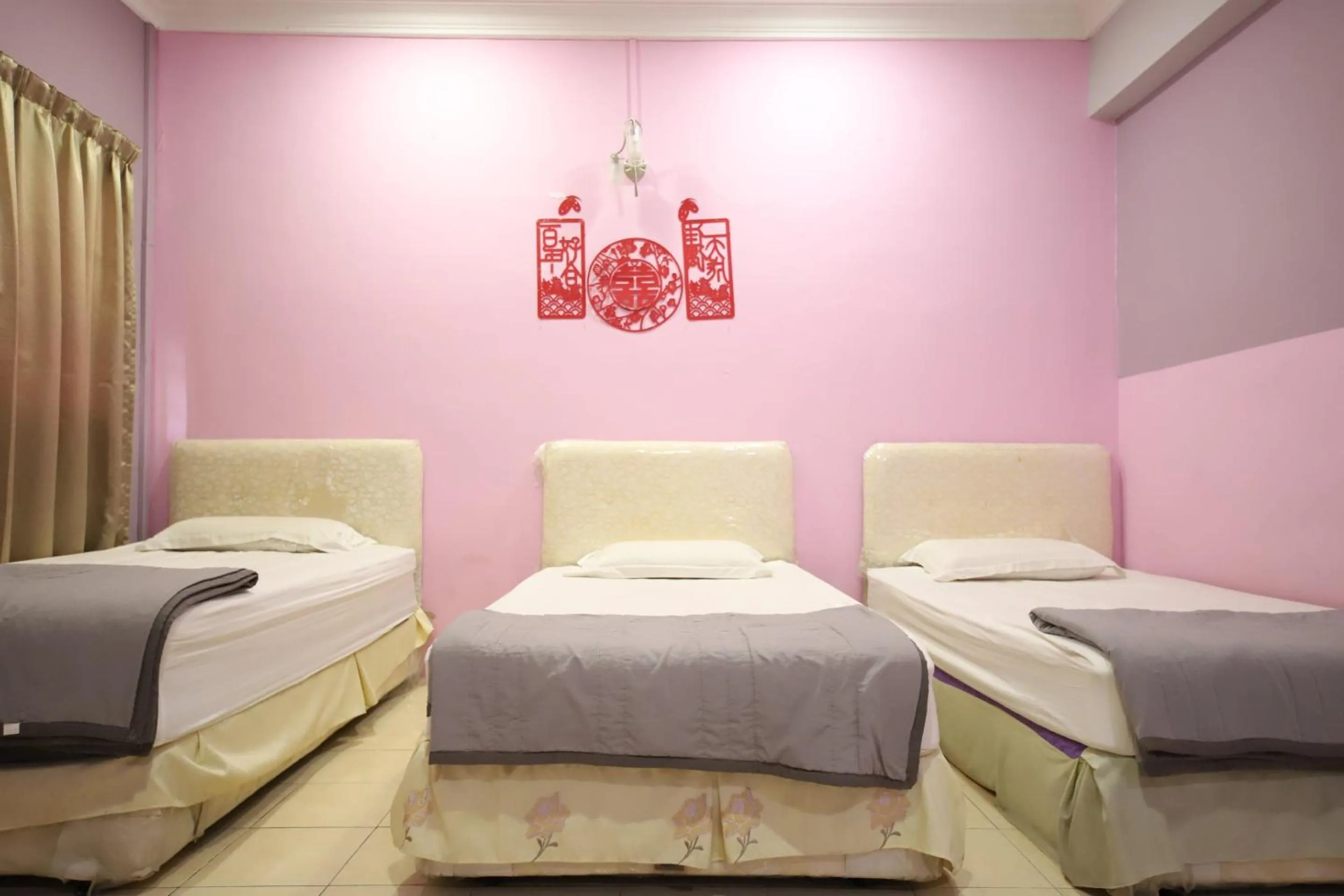 Bedroom, Bed in OYO Homes 90575 CK Bahau Homestay