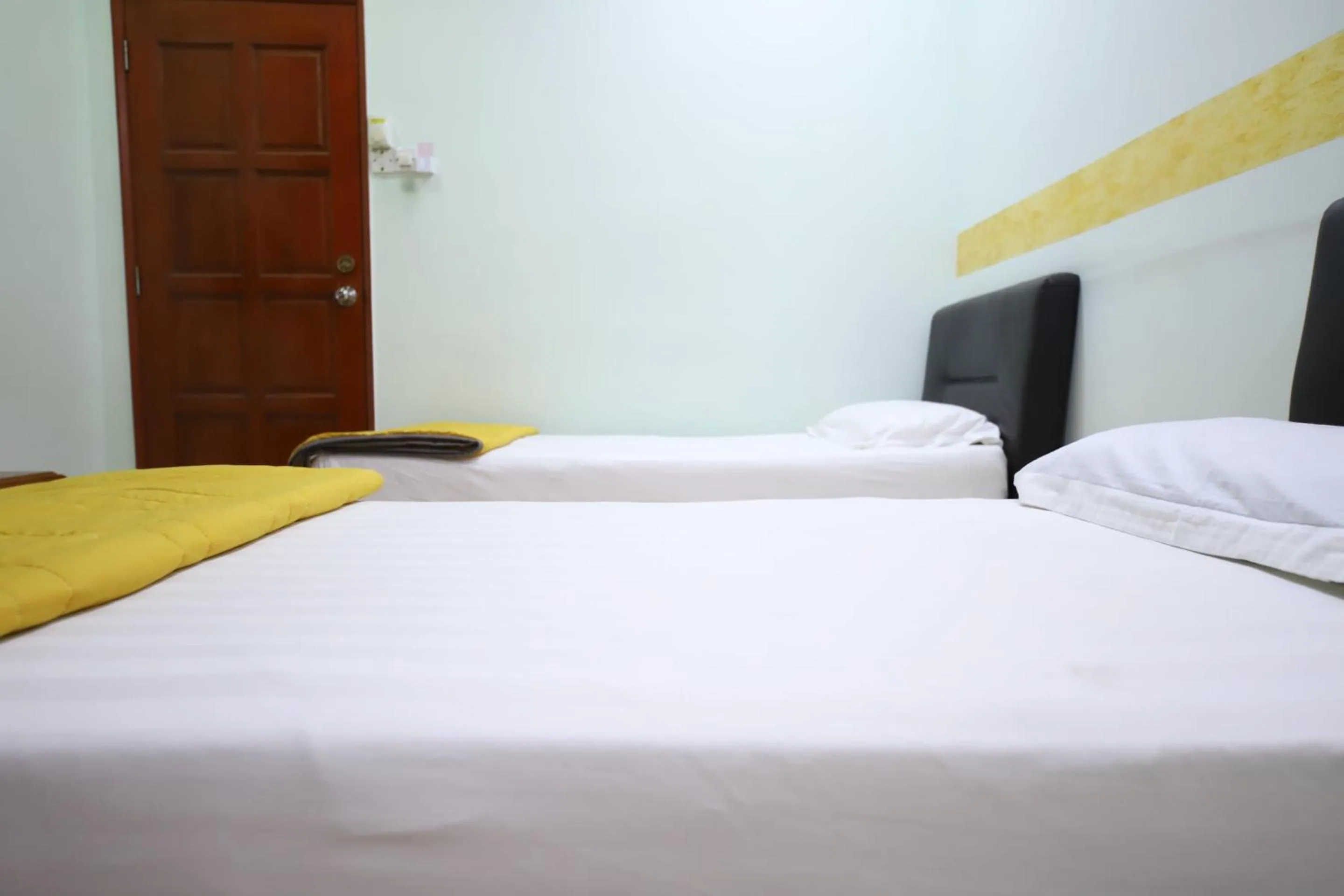 Bedroom, Bed in OYO Homes 90575 CK Bahau Homestay