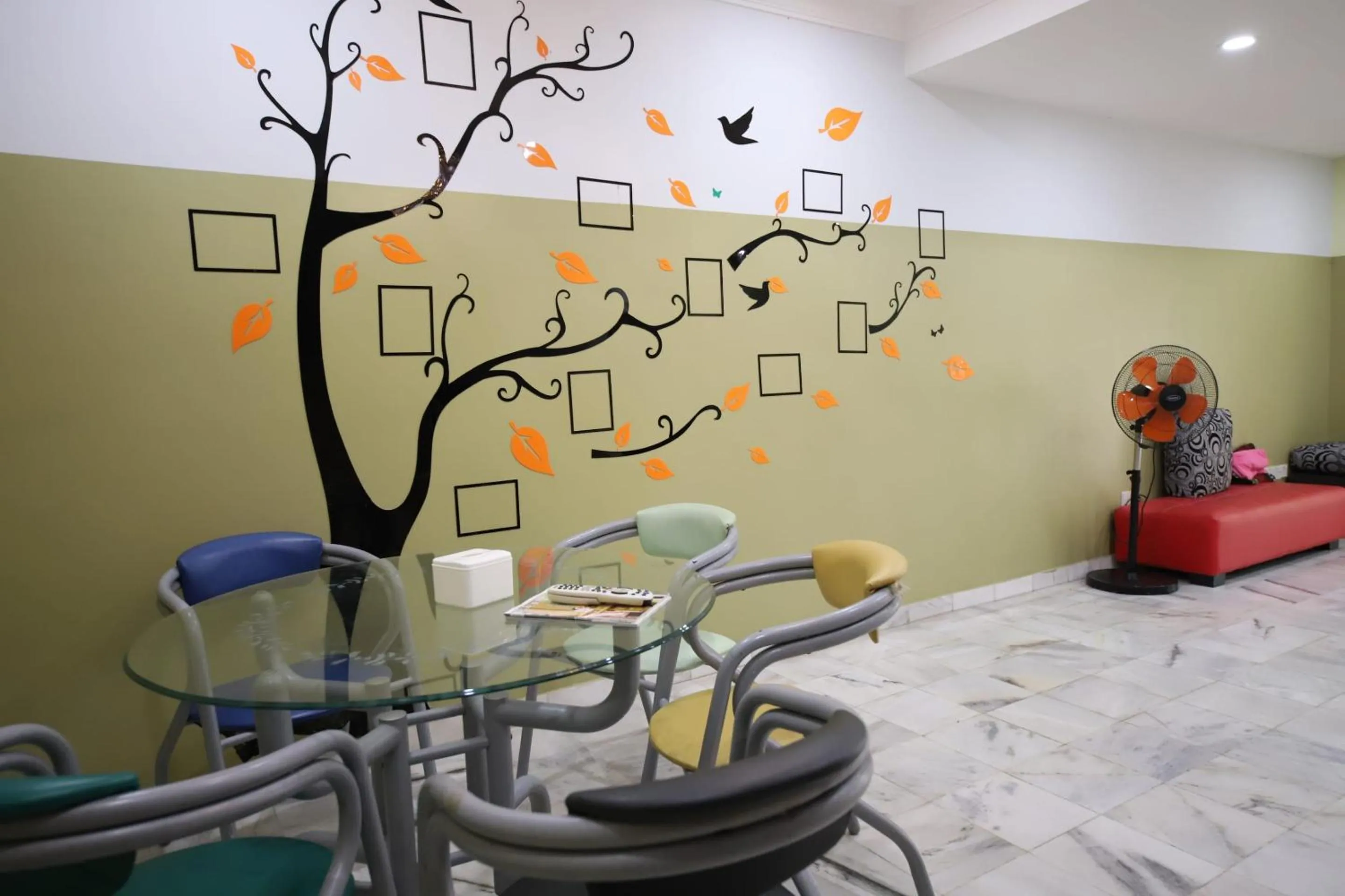 Living room in OYO Homes 90575 CK Bahau Homestay