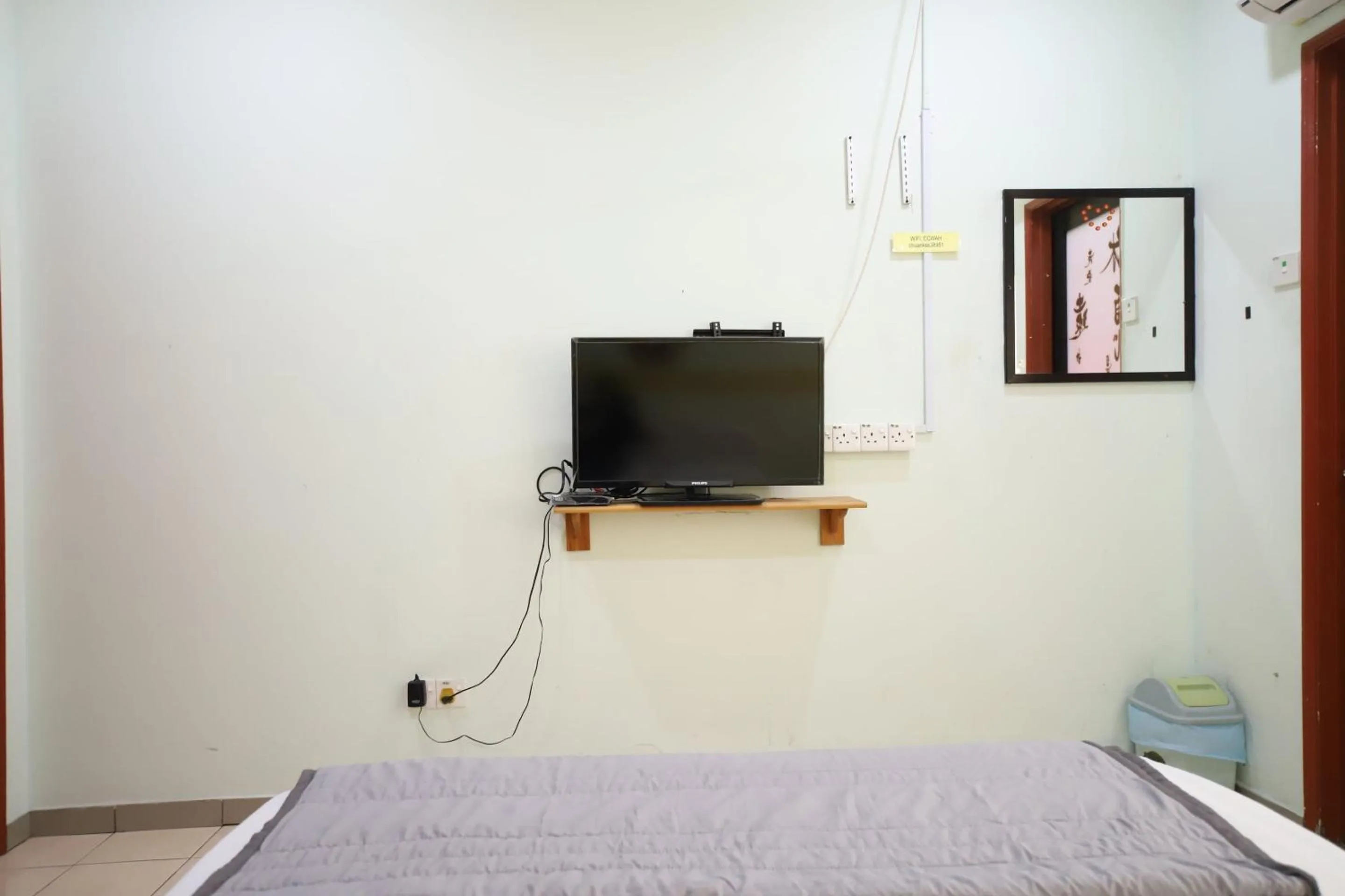 Bedroom, Bed in OYO Homes 90575 CK Bahau Homestay