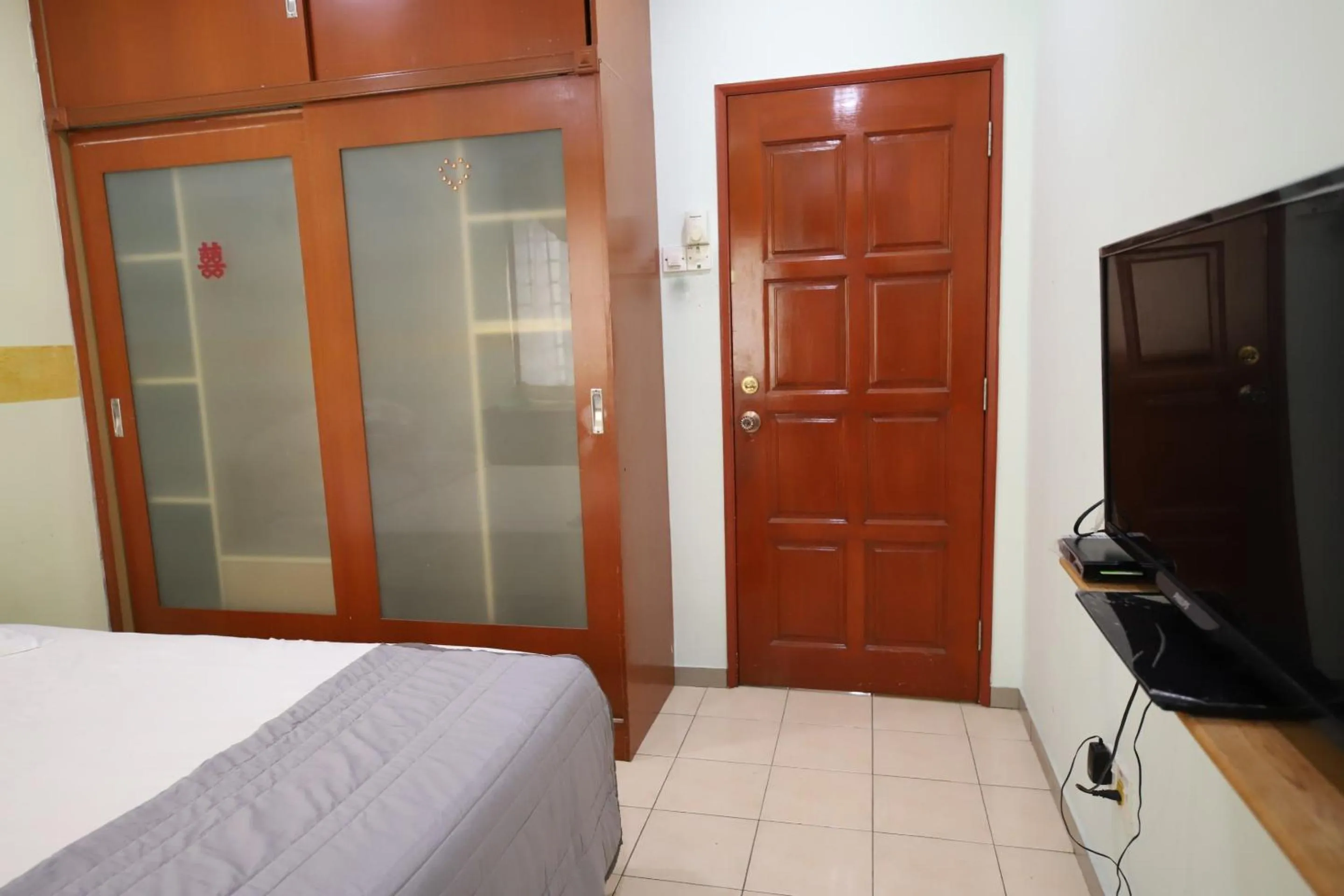 Bedroom, Bed in OYO Homes 90575 CK Bahau Homestay