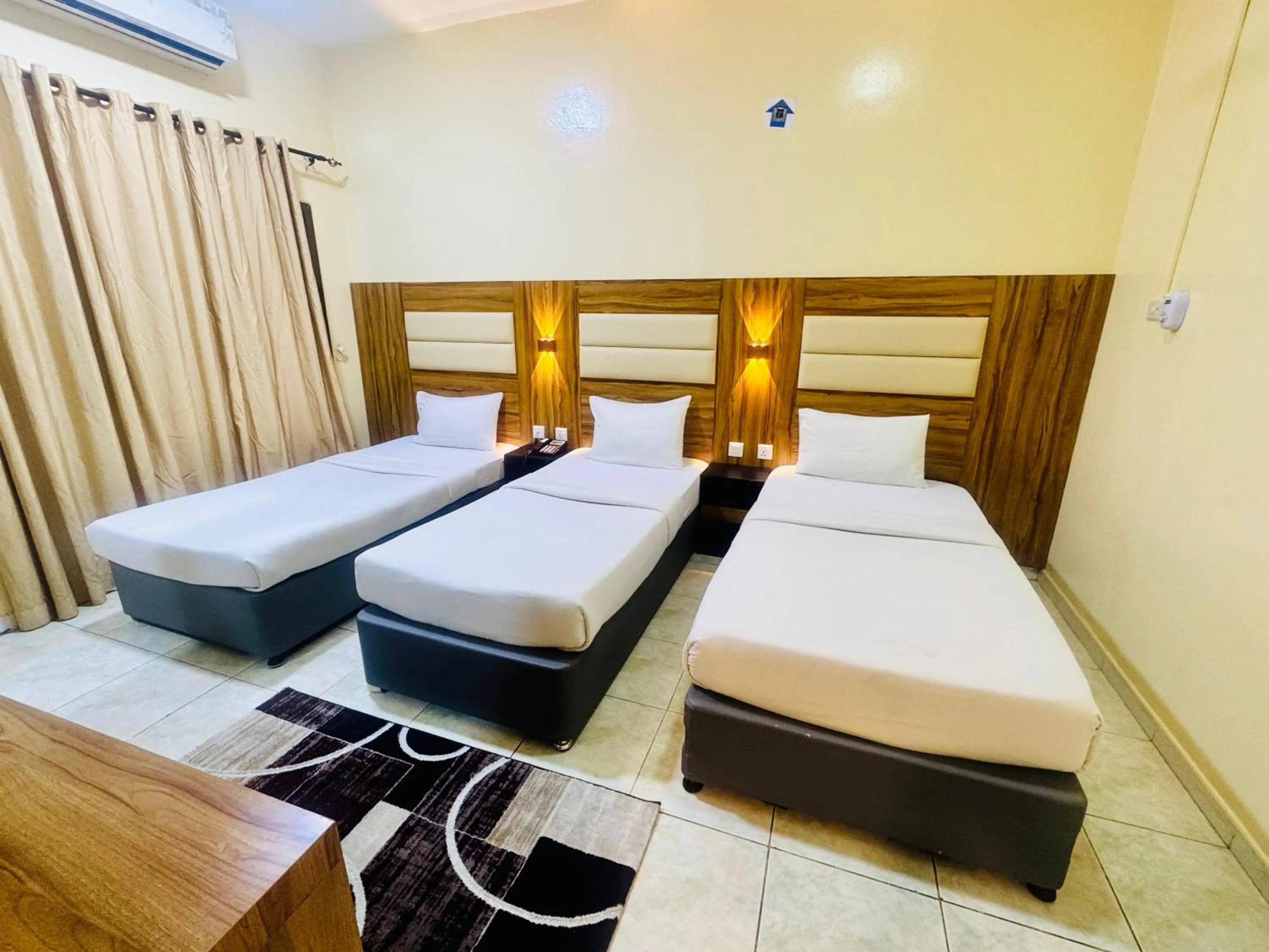 Bedroom, Bed in Al Ammari Hotel