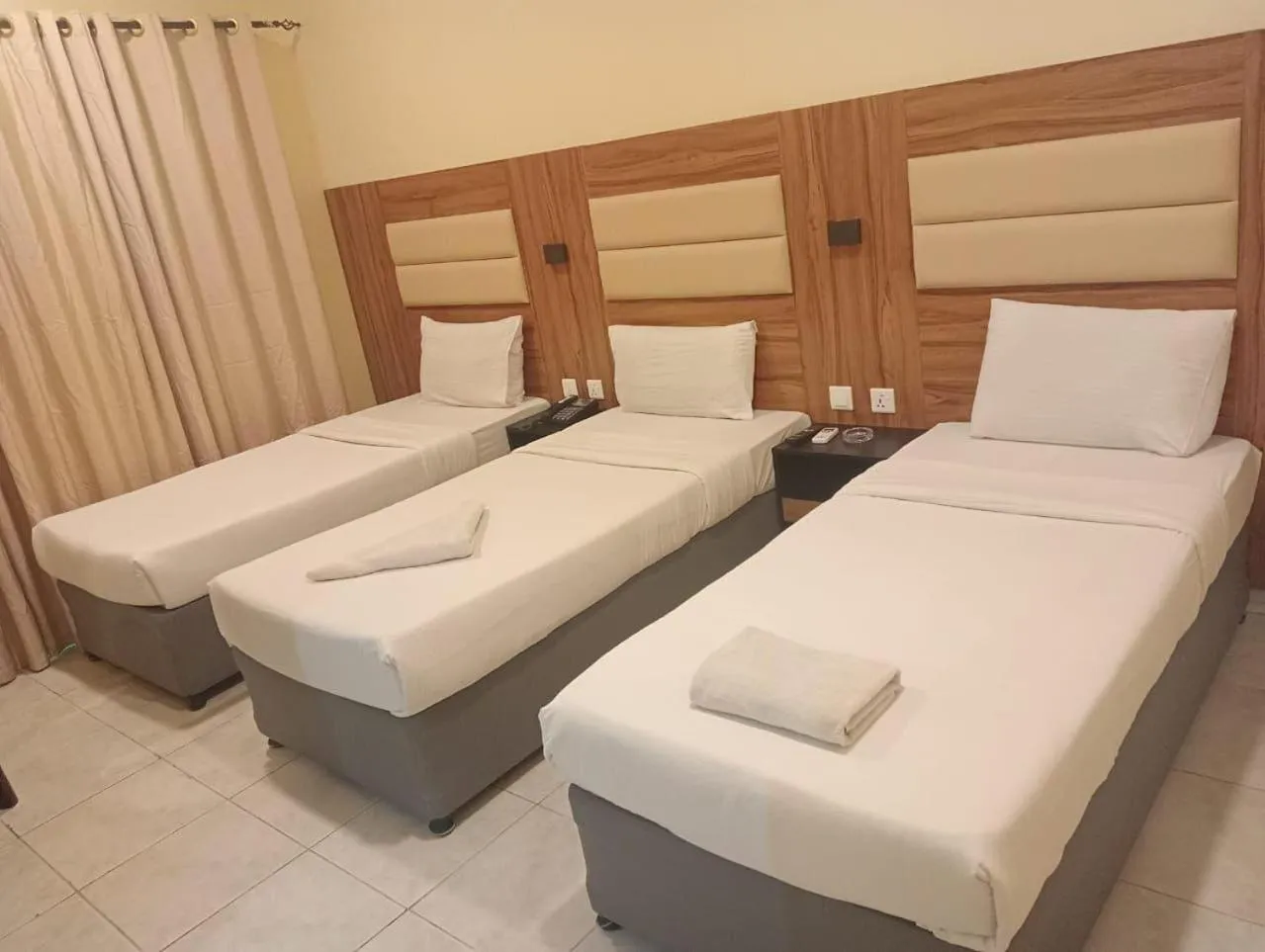 Bedroom, Bed in Al Ammari Hotel