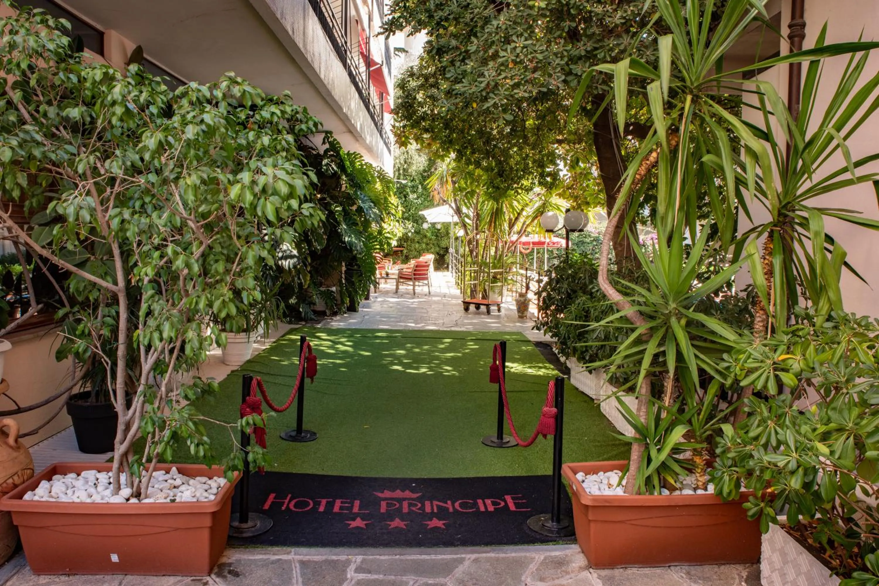 Property logo or sign in Hotel Principe