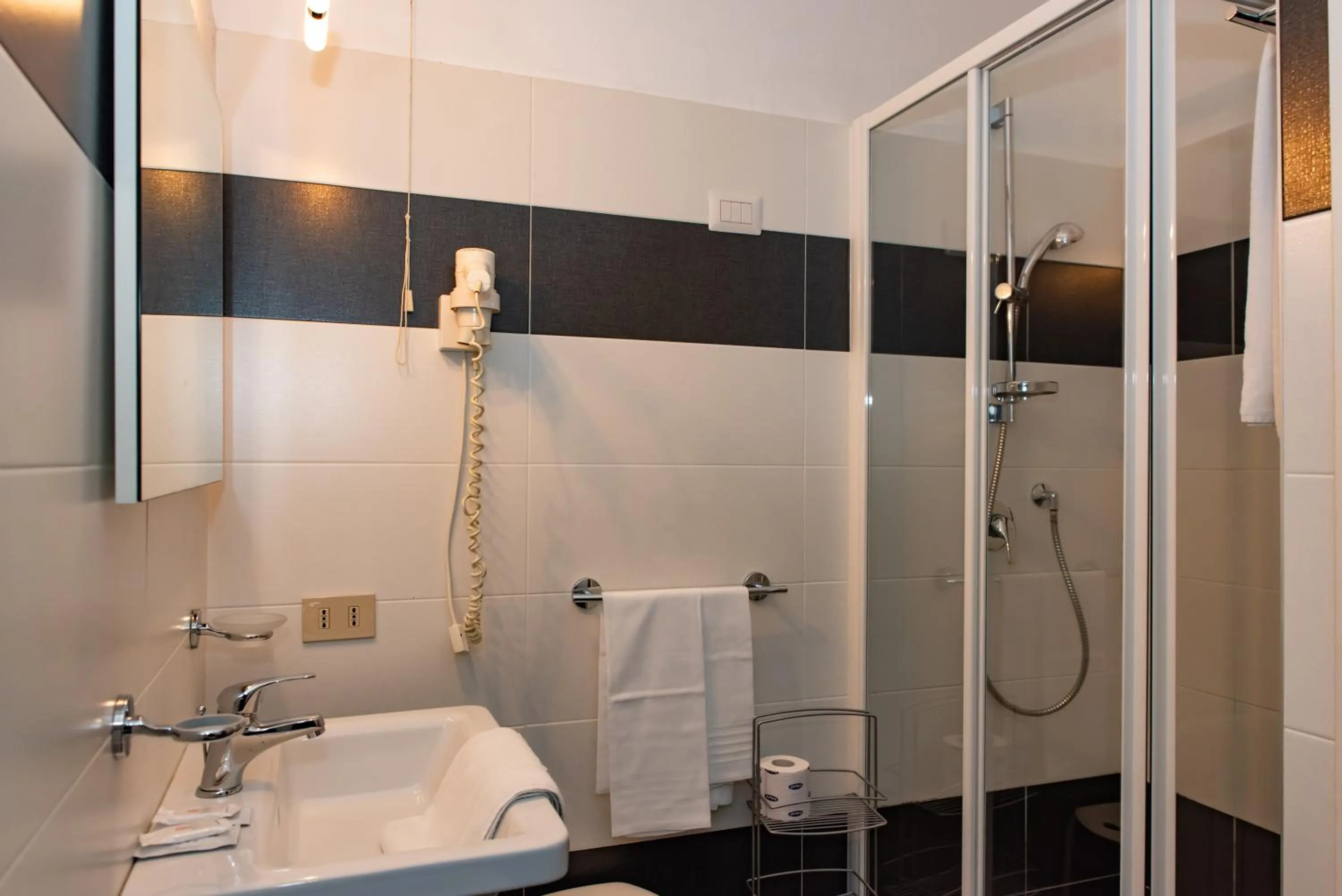 Bathroom in Hotel Principe